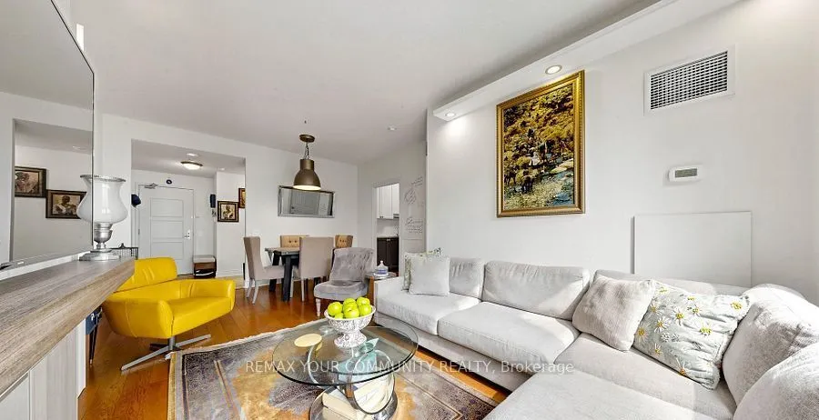 78 Harrison Garden Boulevard #103