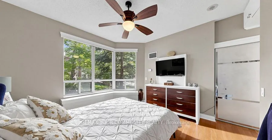 78 Harrison Garden Boulevard #103