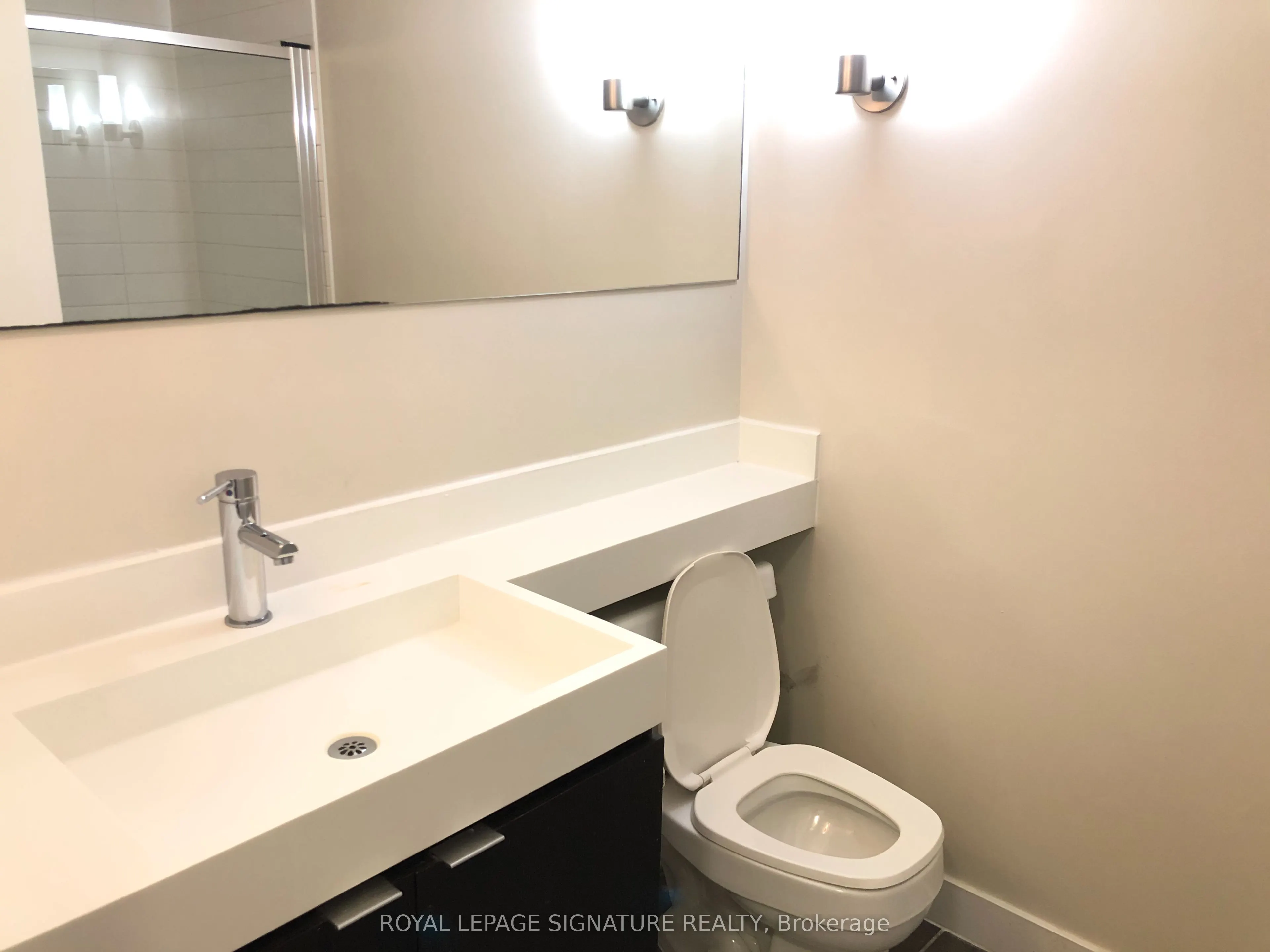 4K Spadina Avenue #1121