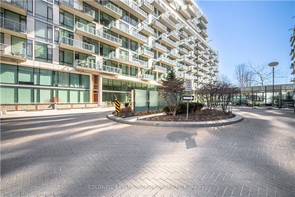39 Queens Quay E #837