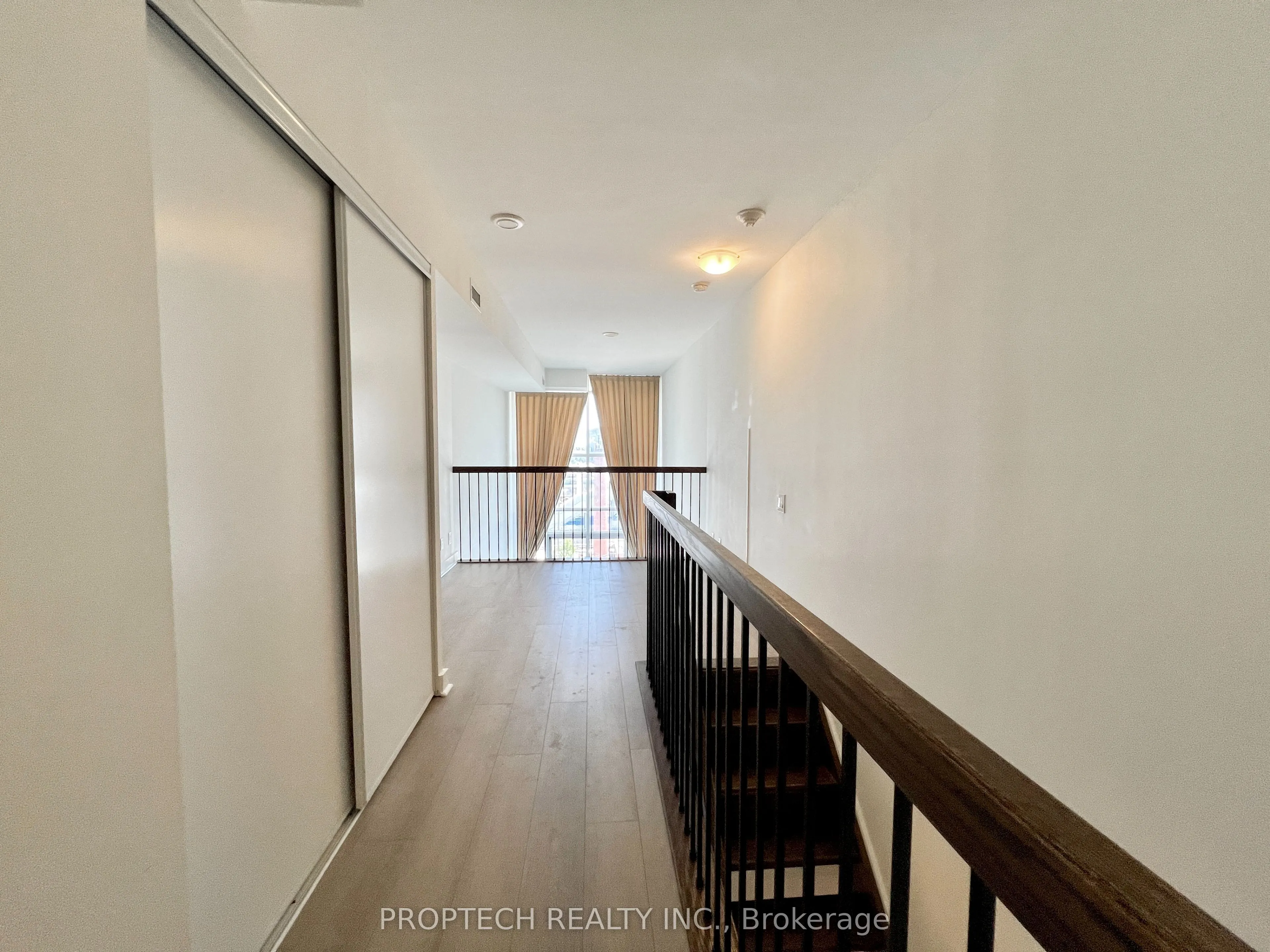 5 Hanna Avenue #509