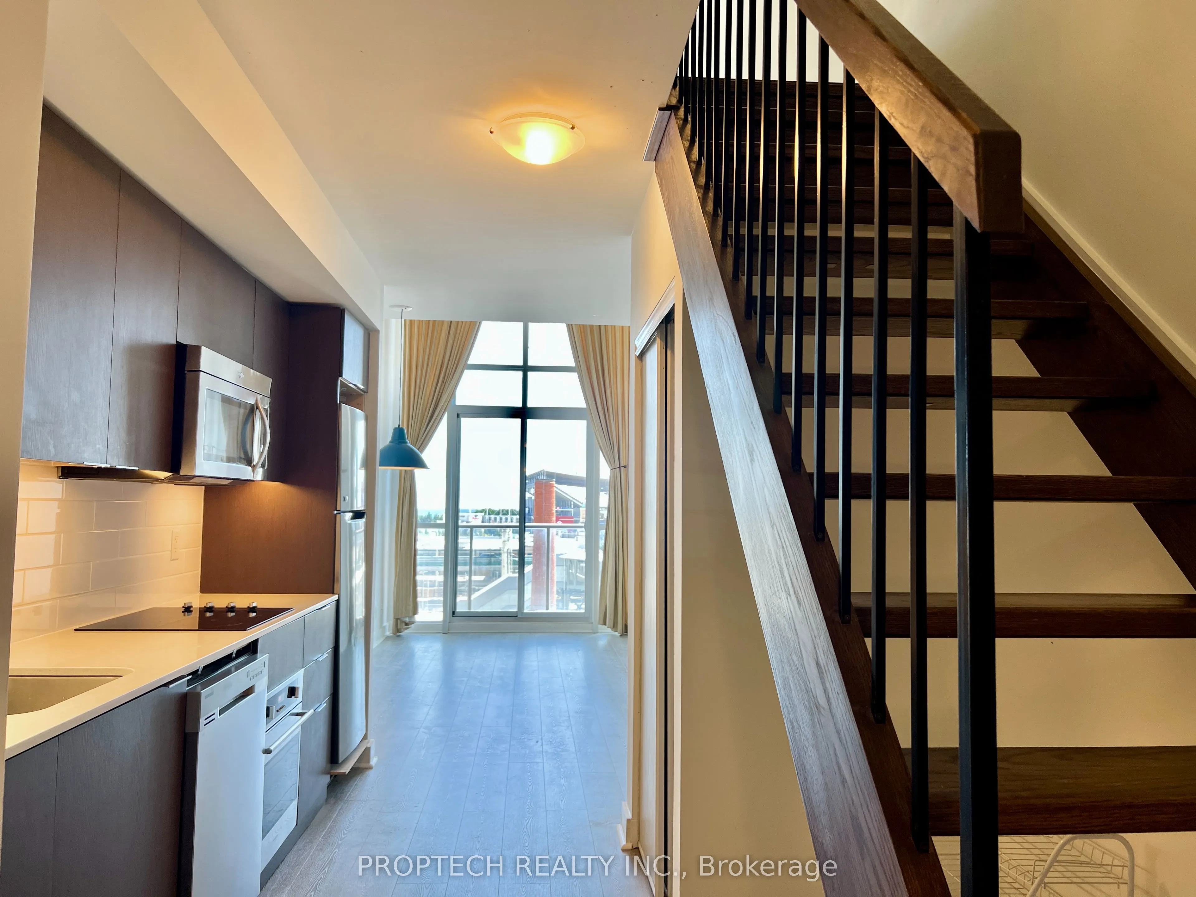 5 Hanna Avenue #509