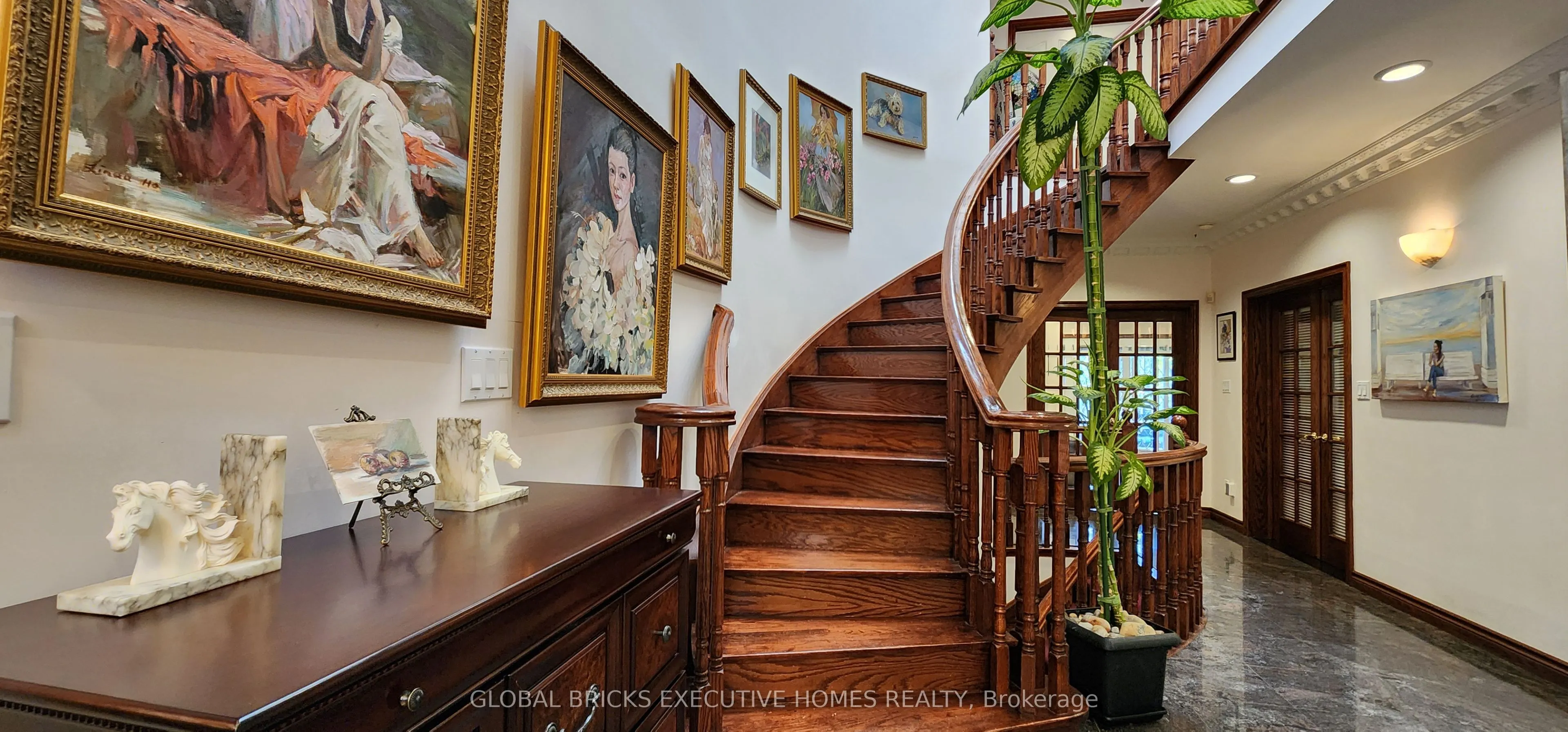 375 Princess Avenue