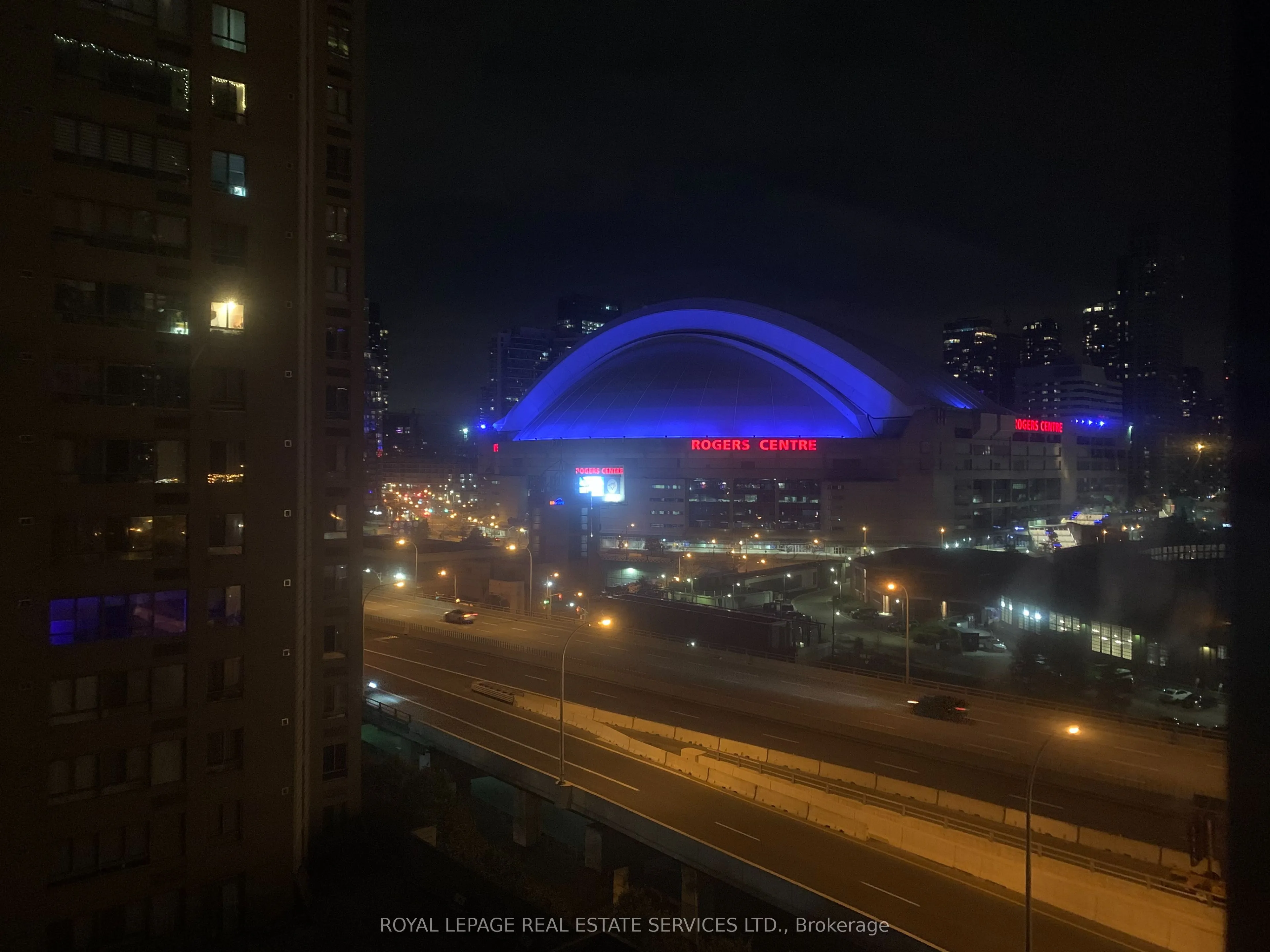 250 Queens Quay #1104