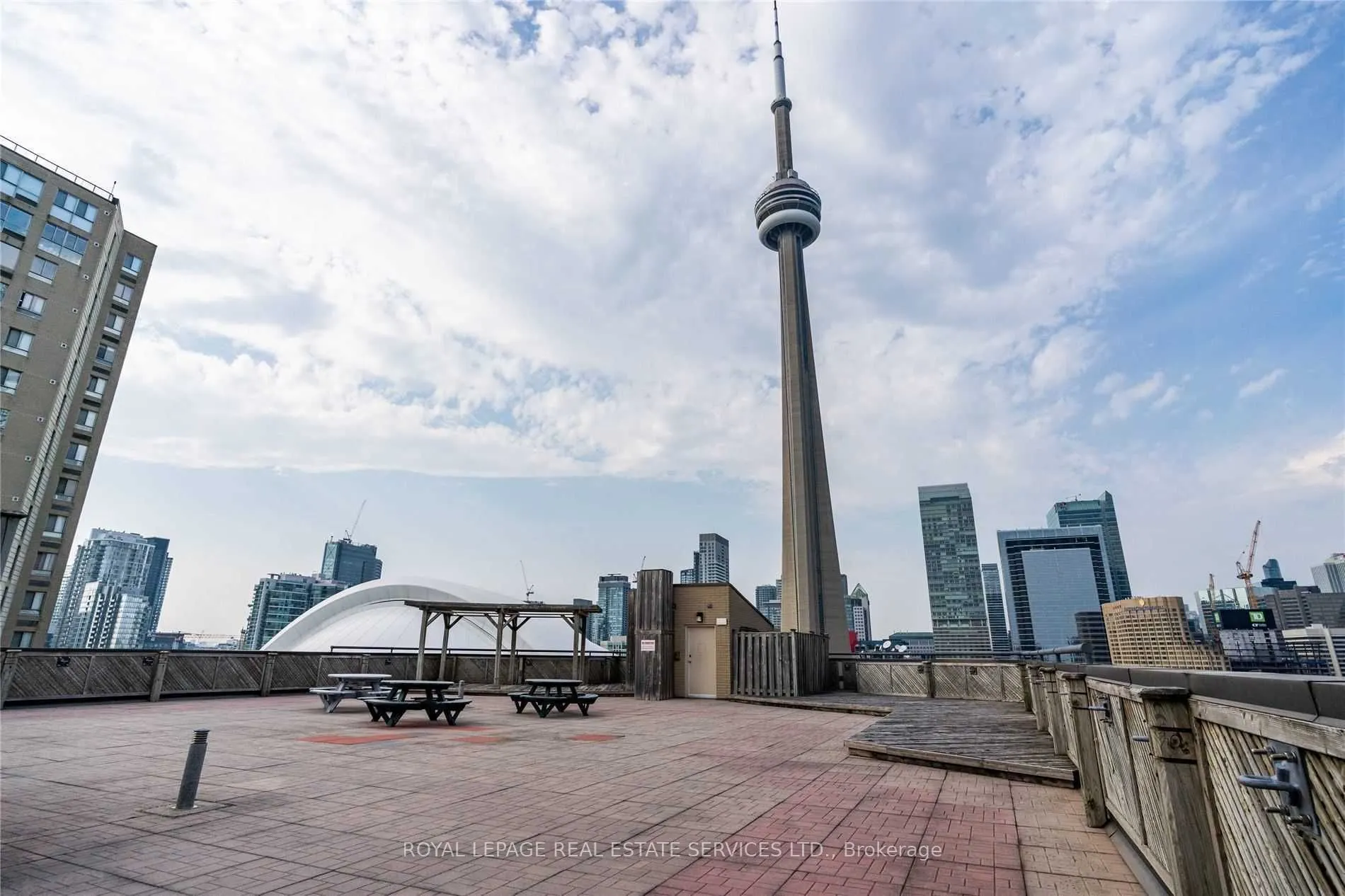250 Queens Quay #1104