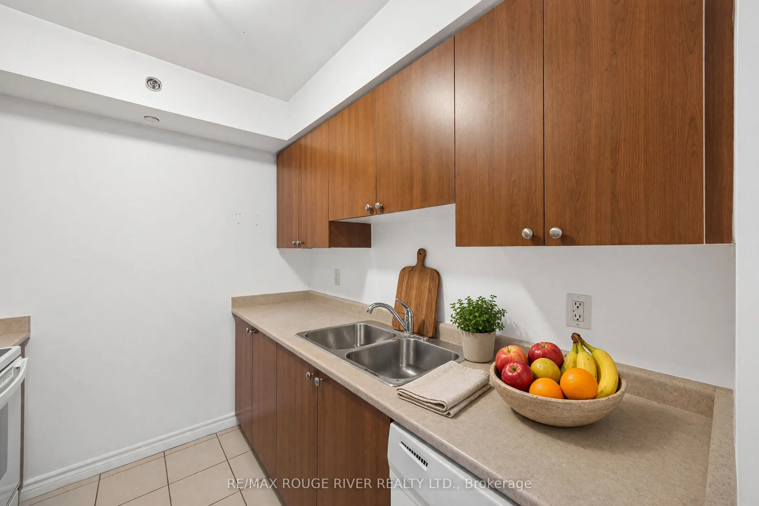 35 Saranac Boulevard #330