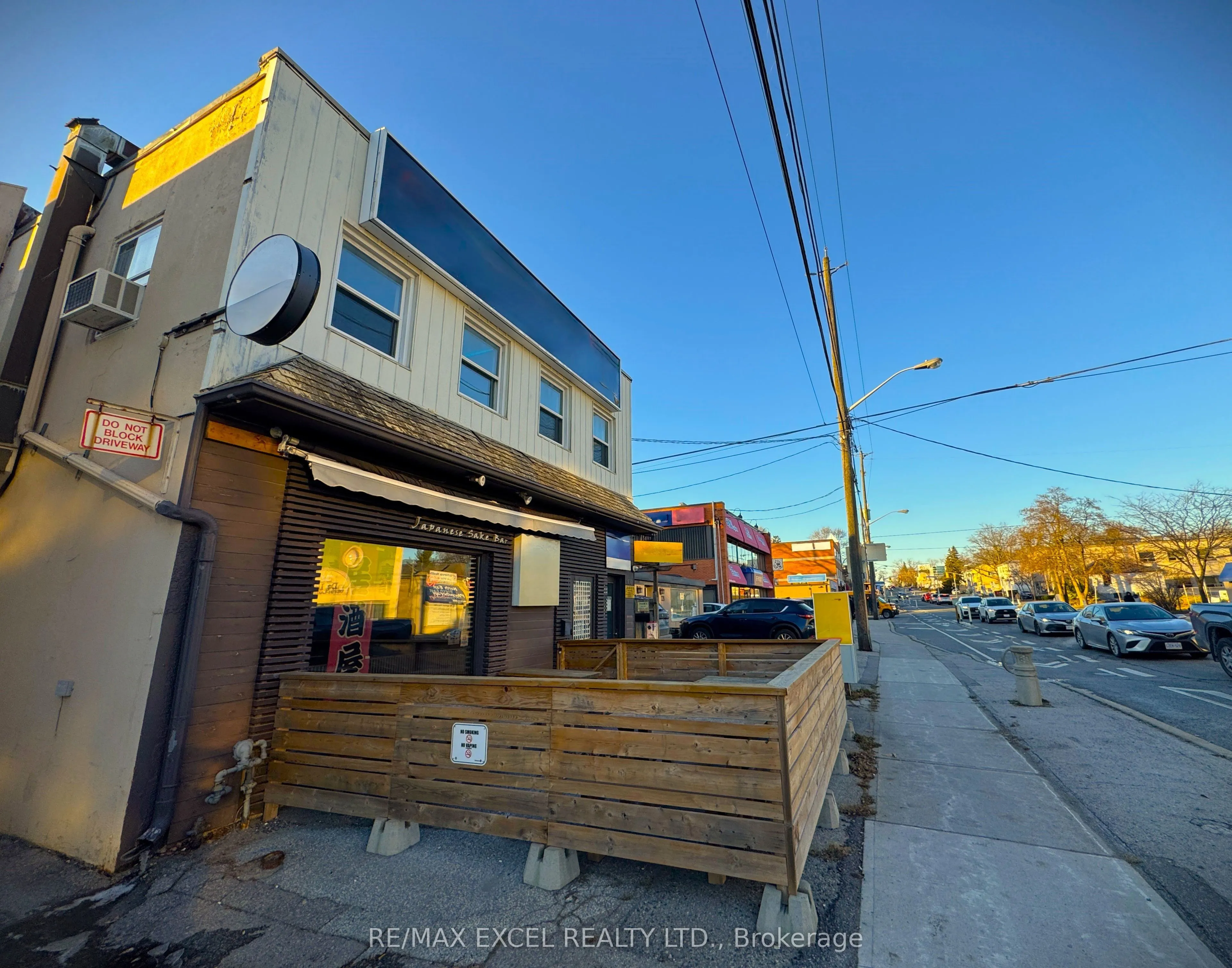 126 Willowdale Avenue