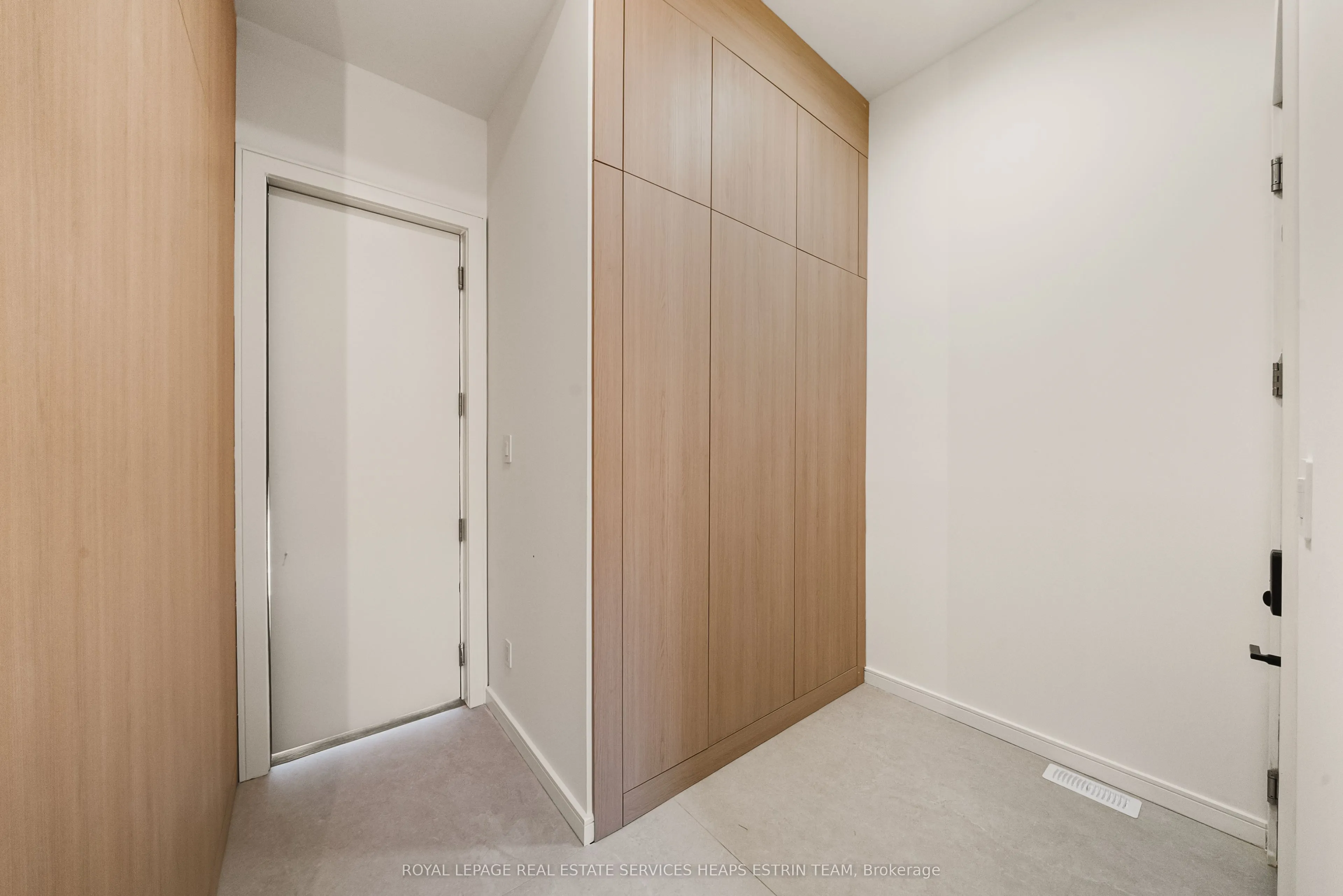 7 Lumley Avenue