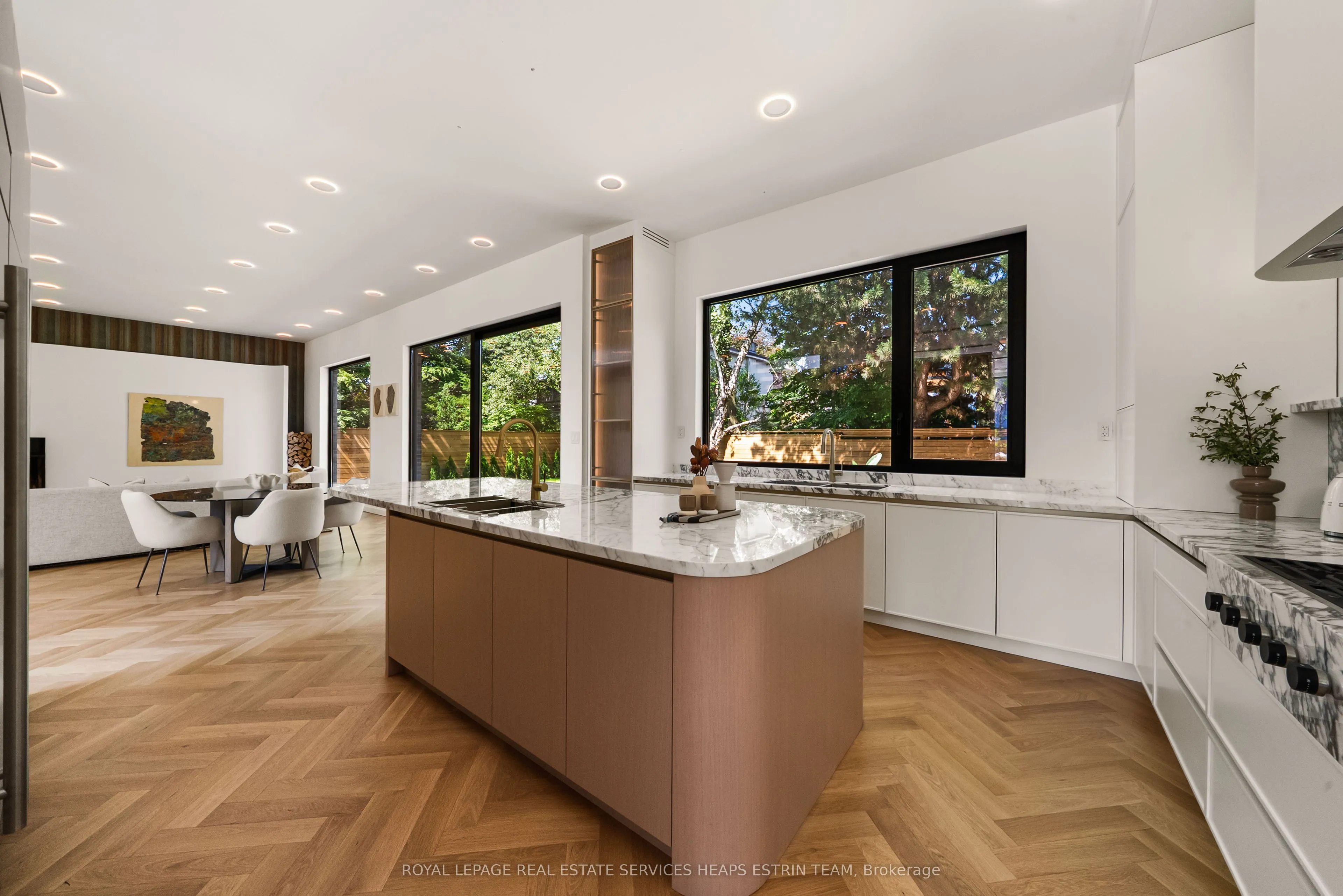 7 Lumley Avenue