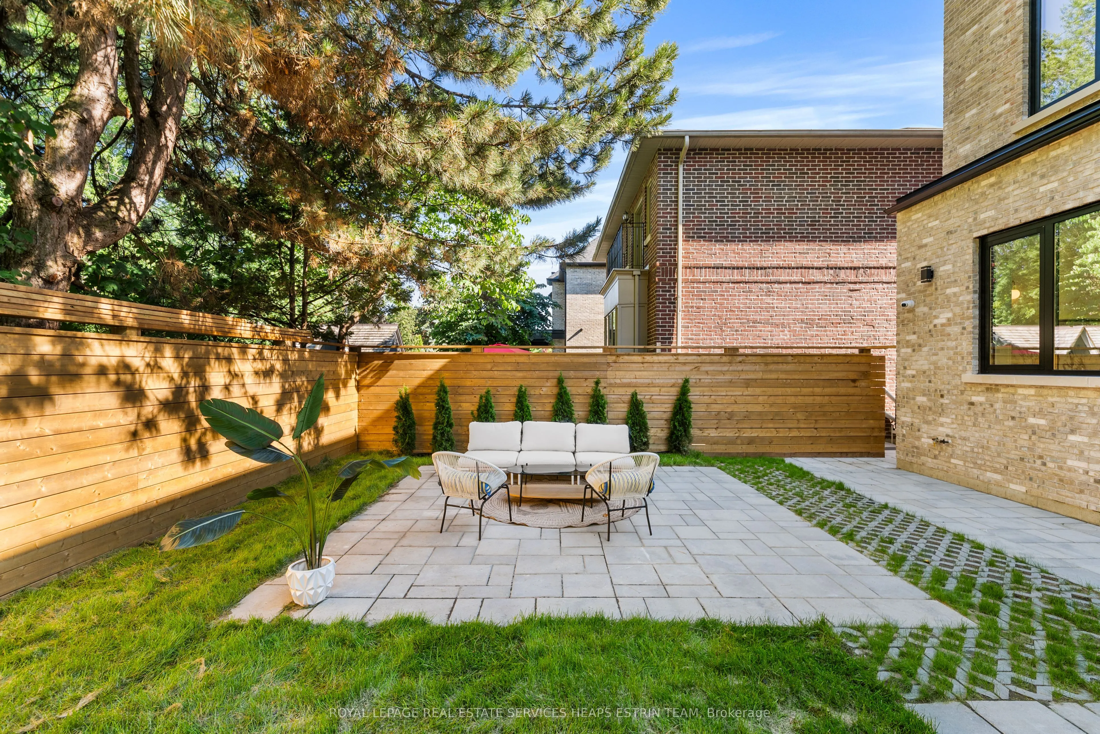 7 Lumley Avenue