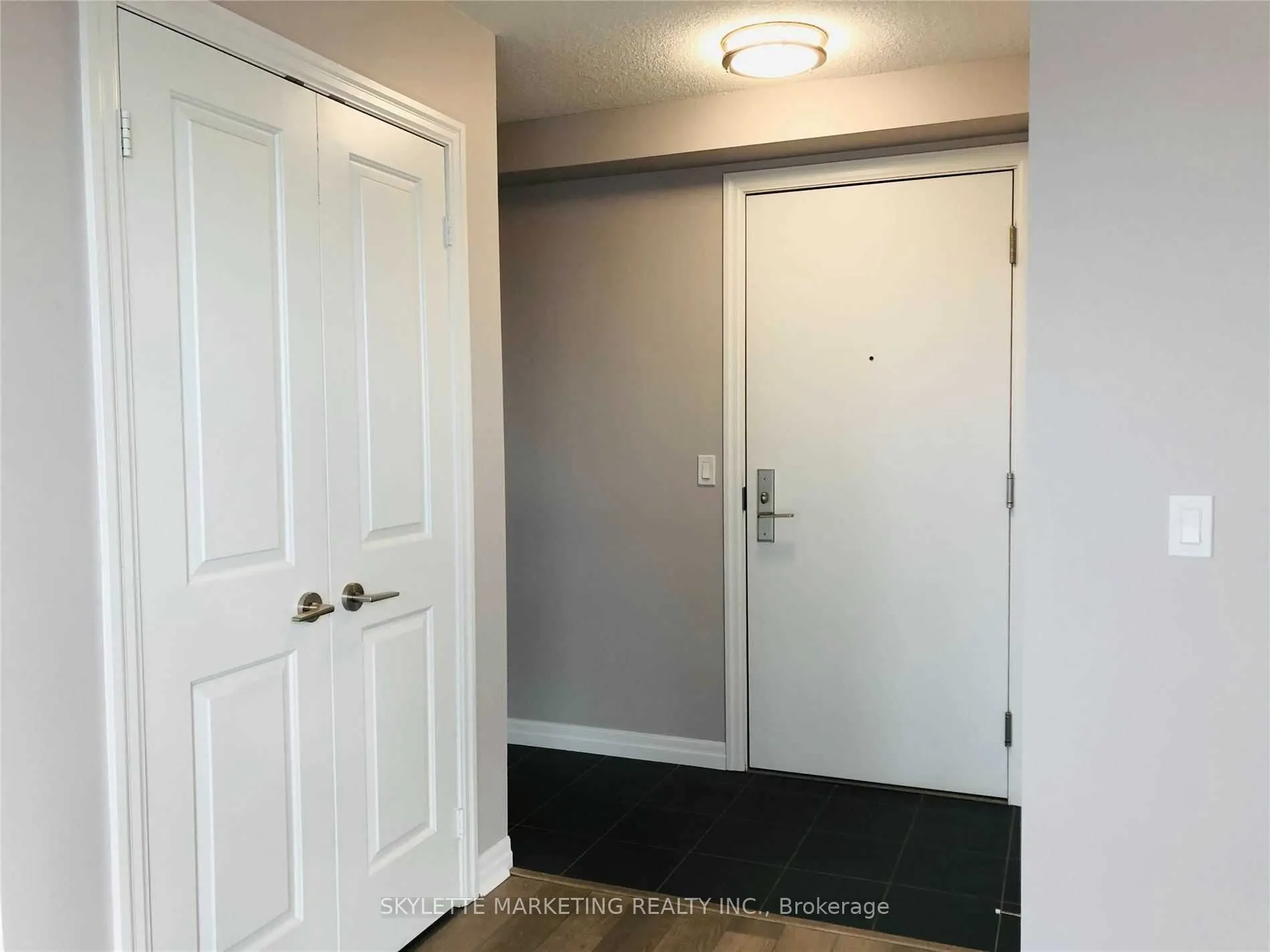 275 Yorkland Road #2203