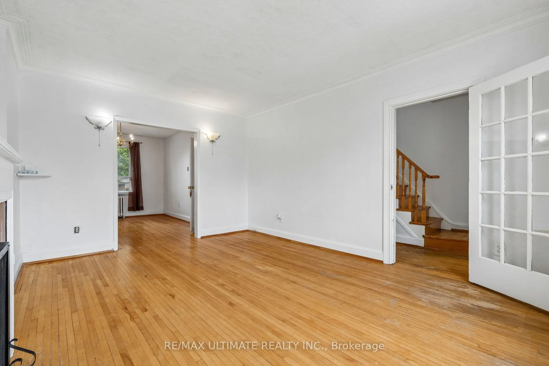 463 Oakwood Avenue