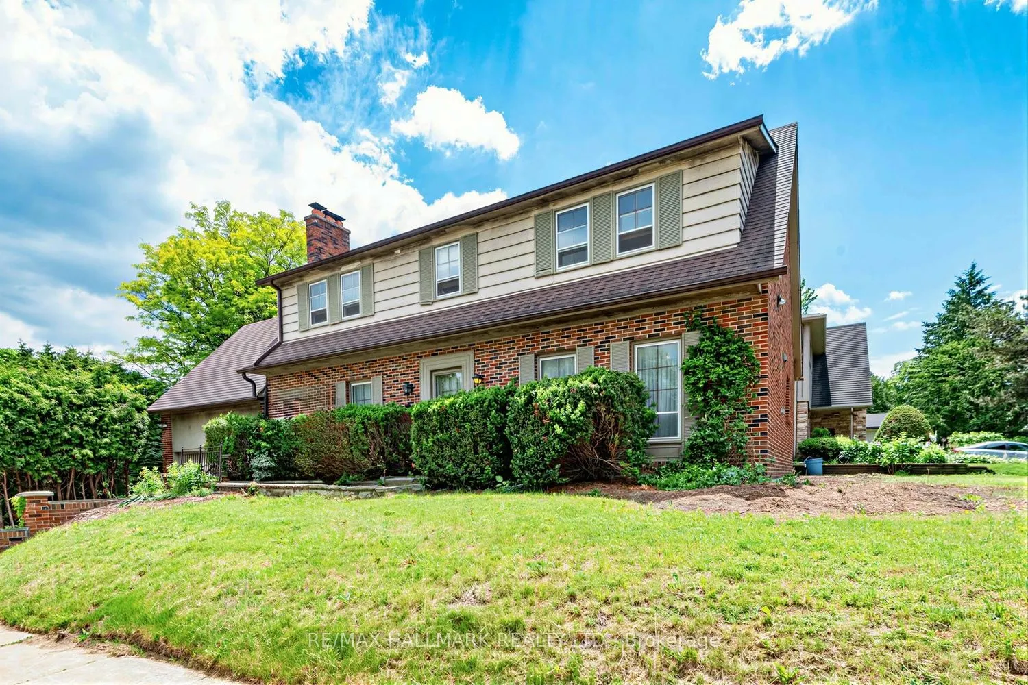 691 Conacher Drive