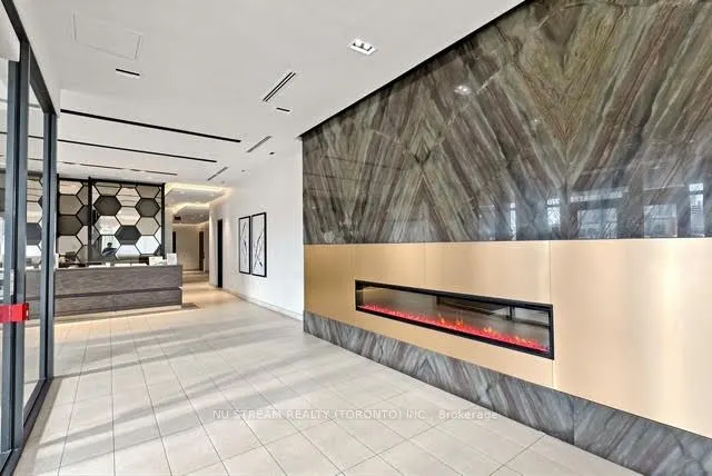 128 Fairview Mall Drive #405