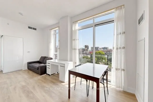 128 Fairview Mall Drive #405