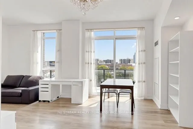 128 Fairview Mall Drive #405