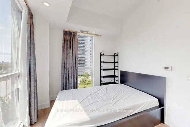 128 Fairview Mall Drive #405