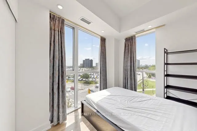 128 Fairview Mall Drive #405