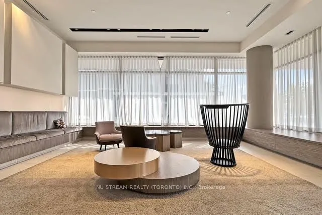 128 Fairview Mall Drive #405