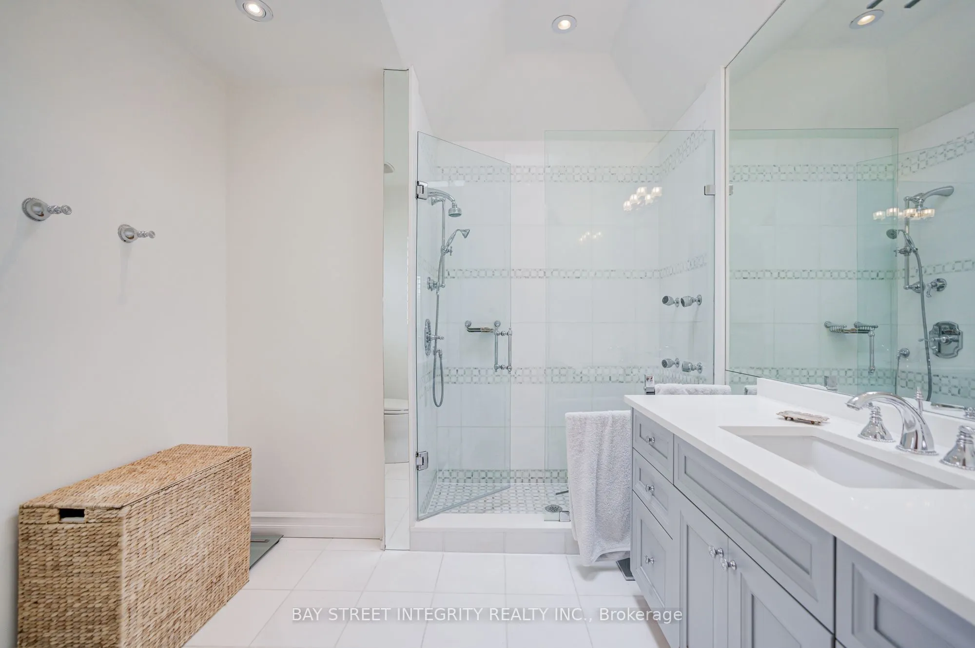 354 Old Orchard Grove