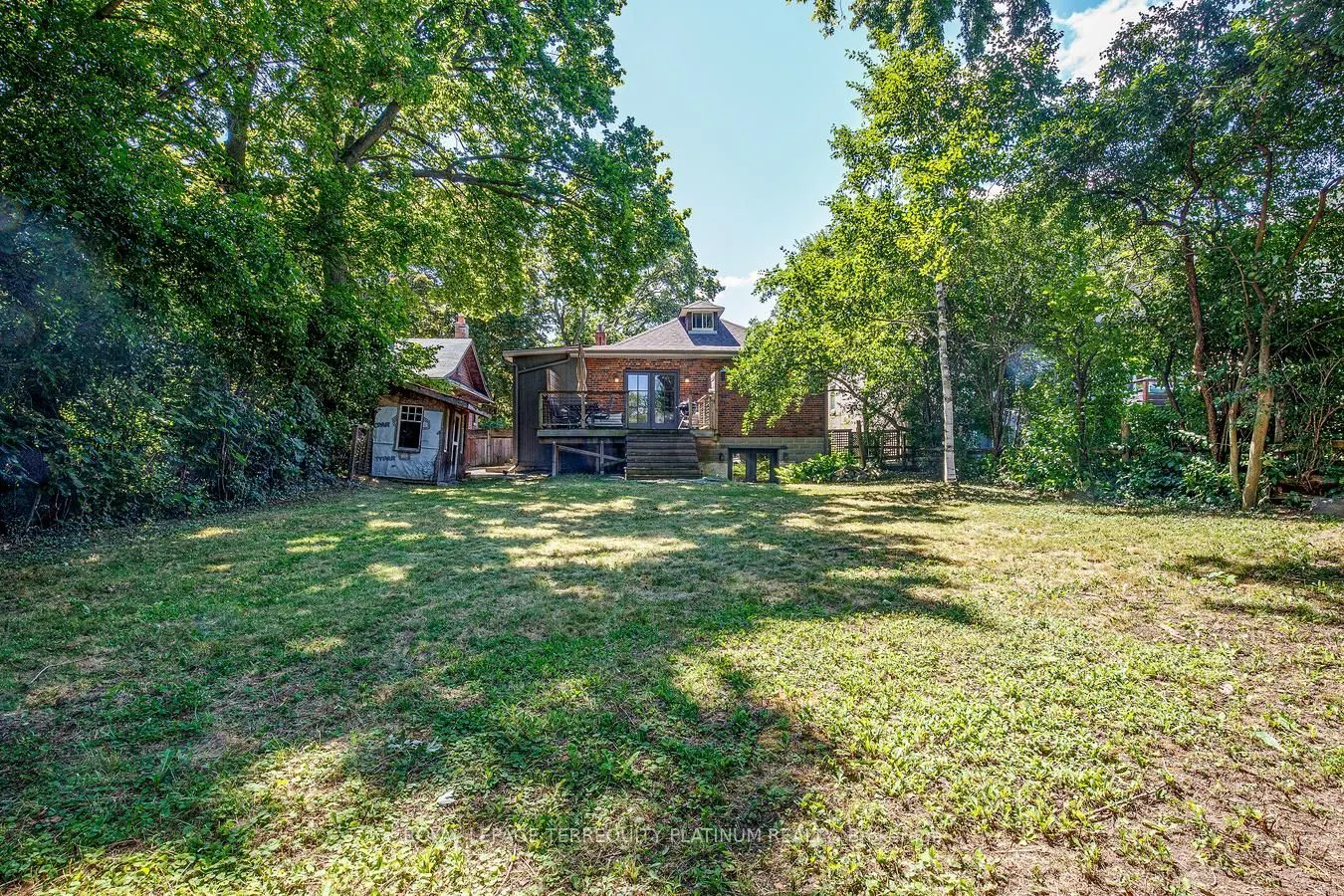 204 Ellerslie Avenue