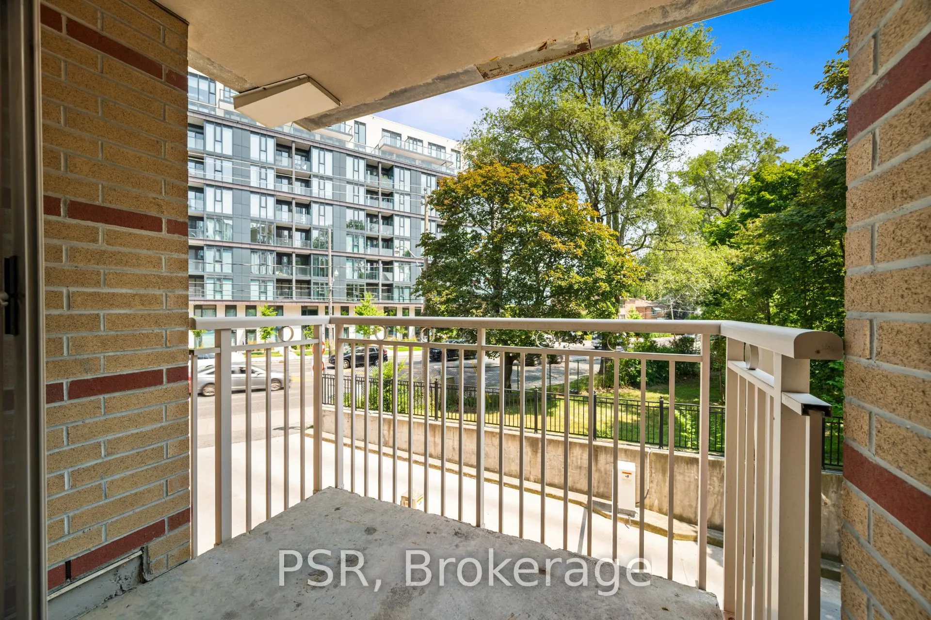 515 Rosewell Avenue #110