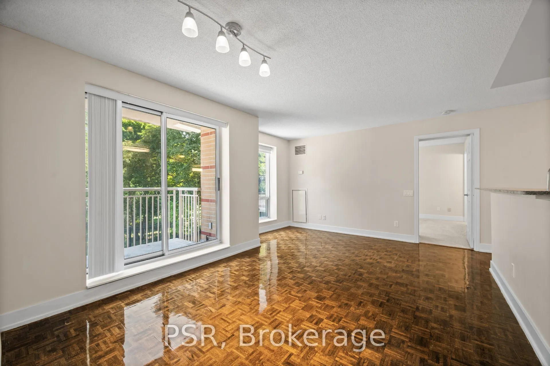 515 Rosewell Avenue #110