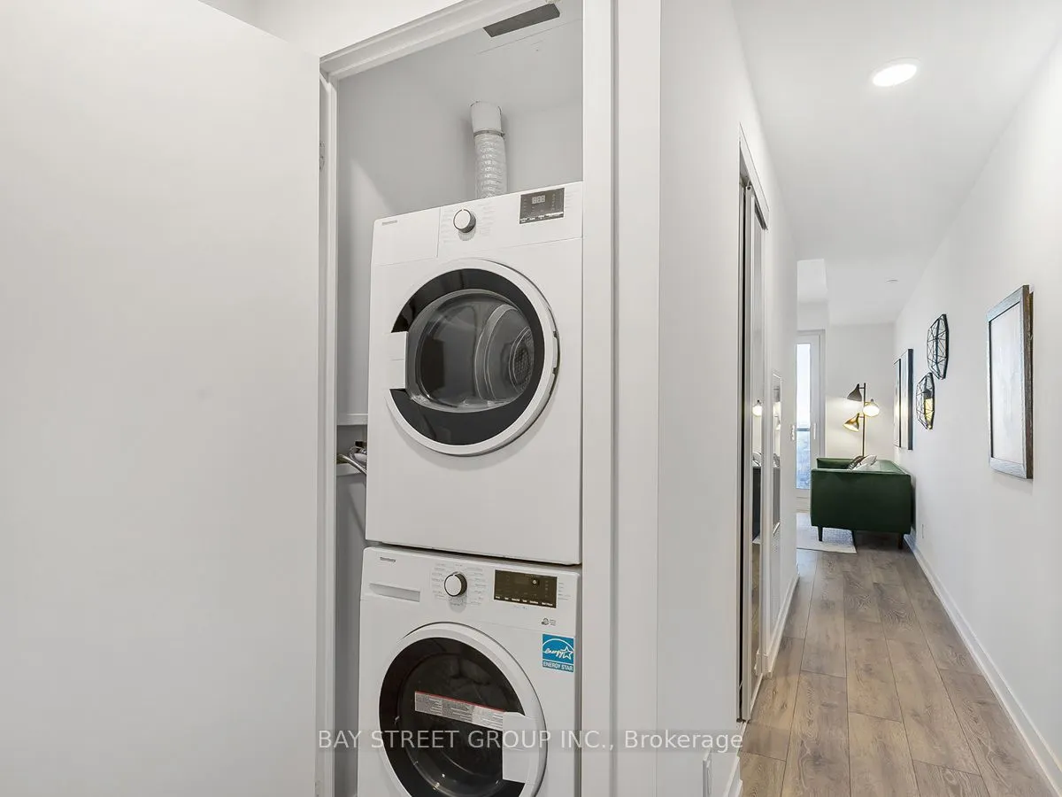 2020 Bathurst Street #1812