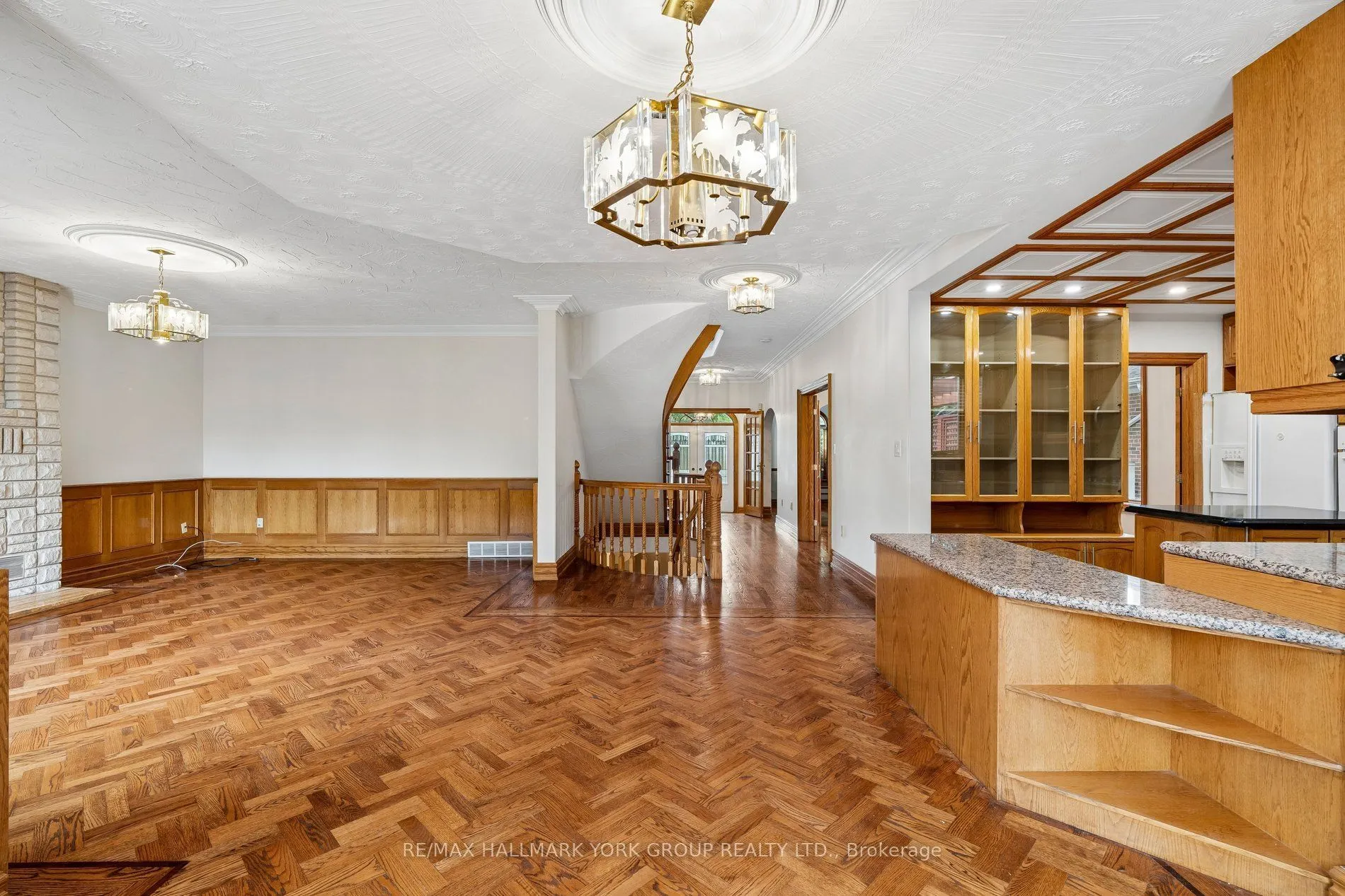 185 Goulding Avenue #M/F&2/F
