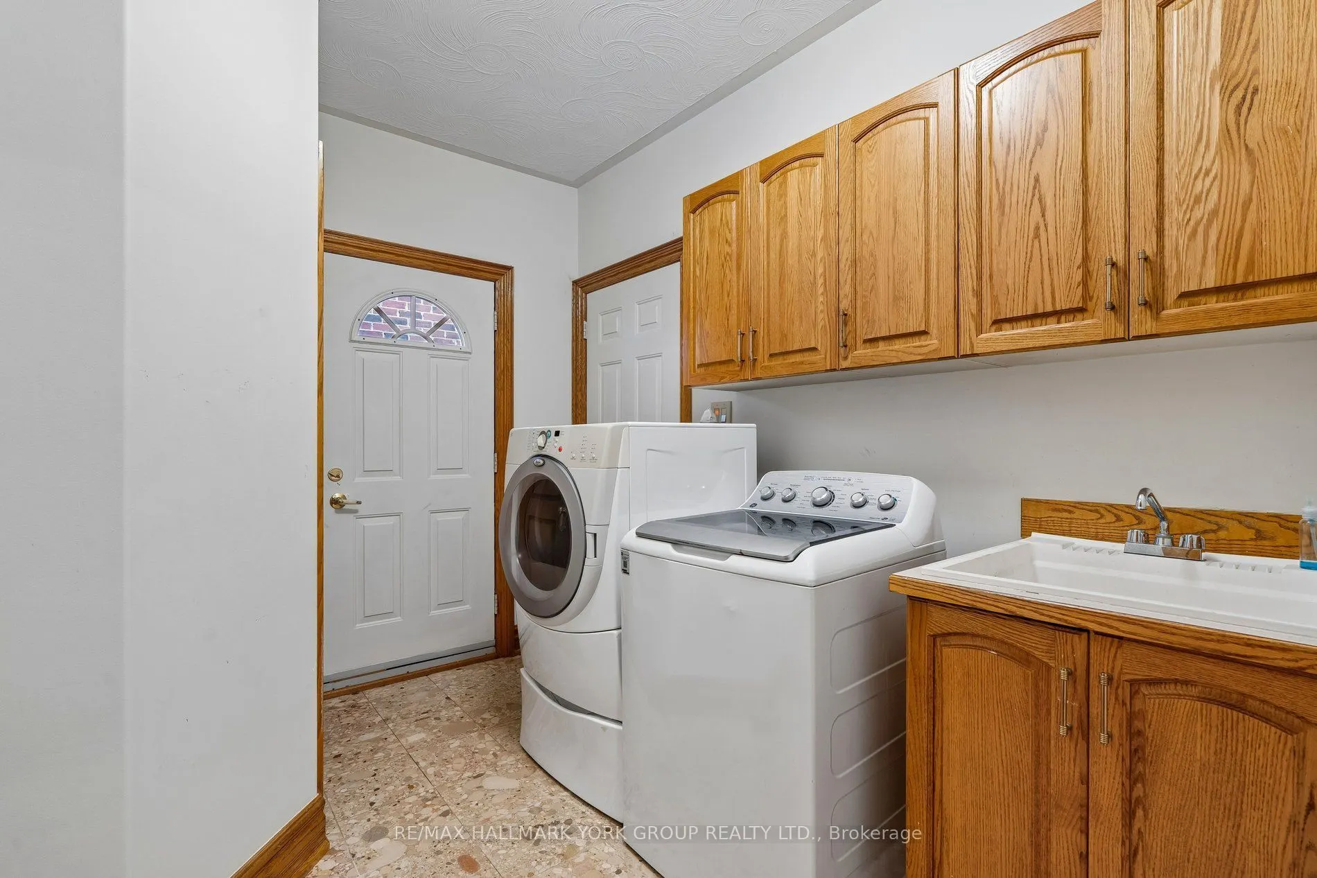 185 Goulding Avenue #M/F&2/F
