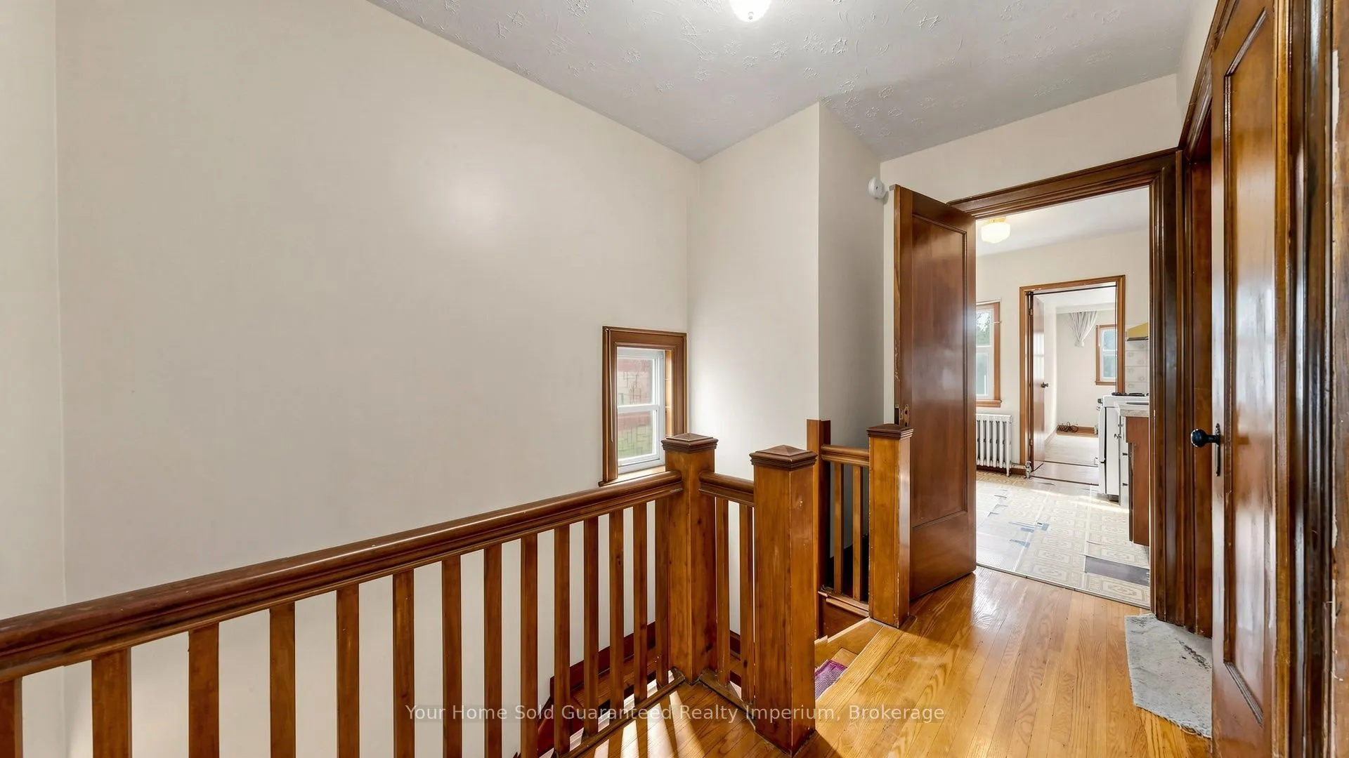 535 Soudan Avenue