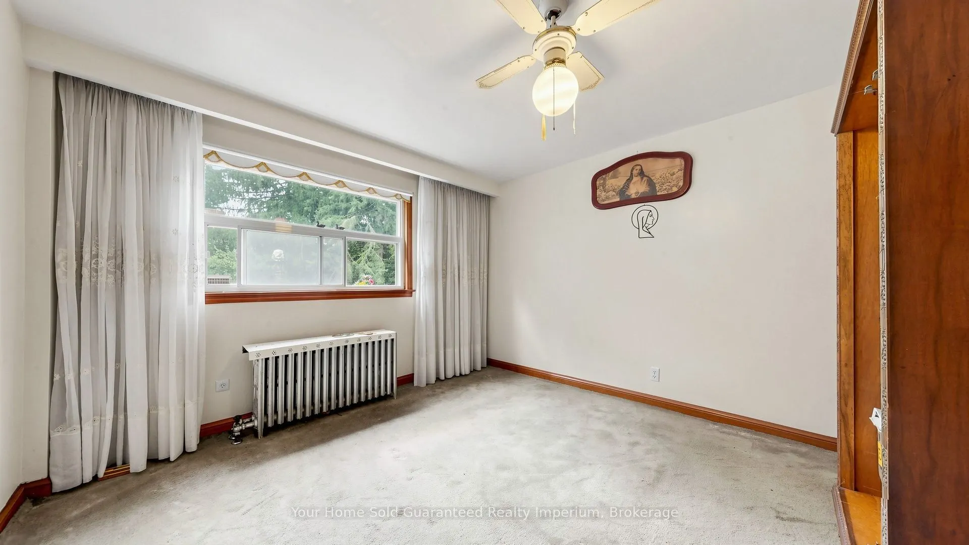 535 Soudan Avenue