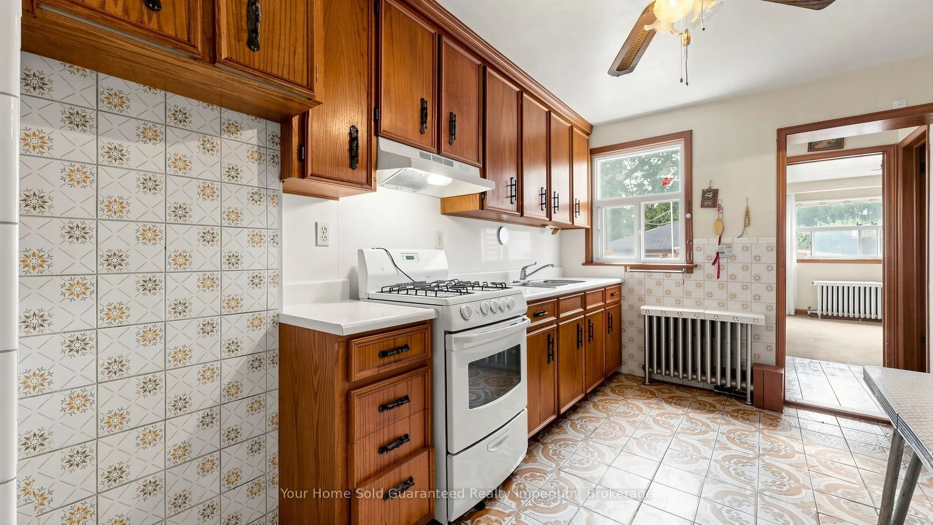 535 Soudan Avenue