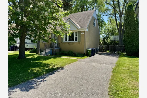 109 Pleasant Avenue