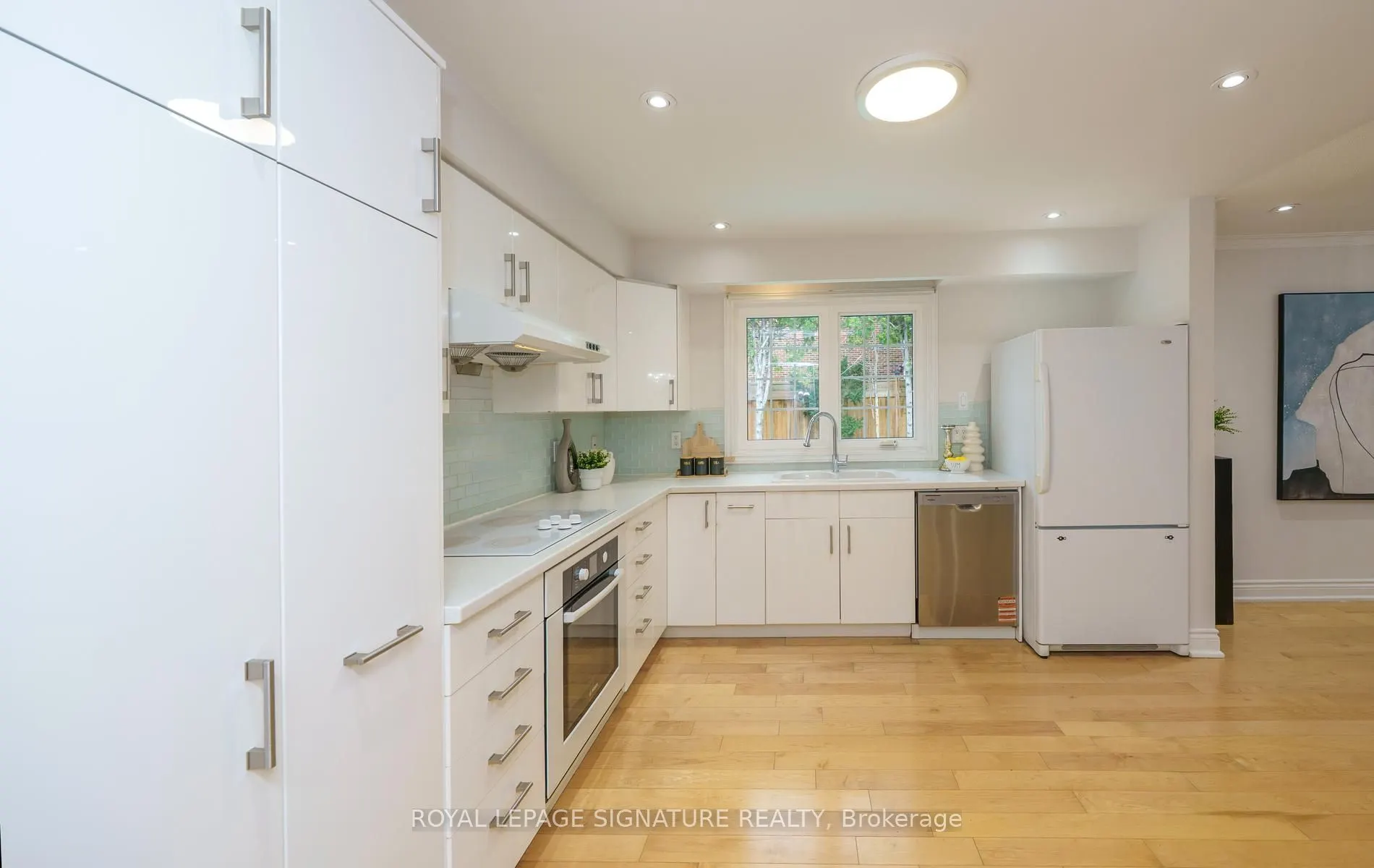 46 Caravan Drive