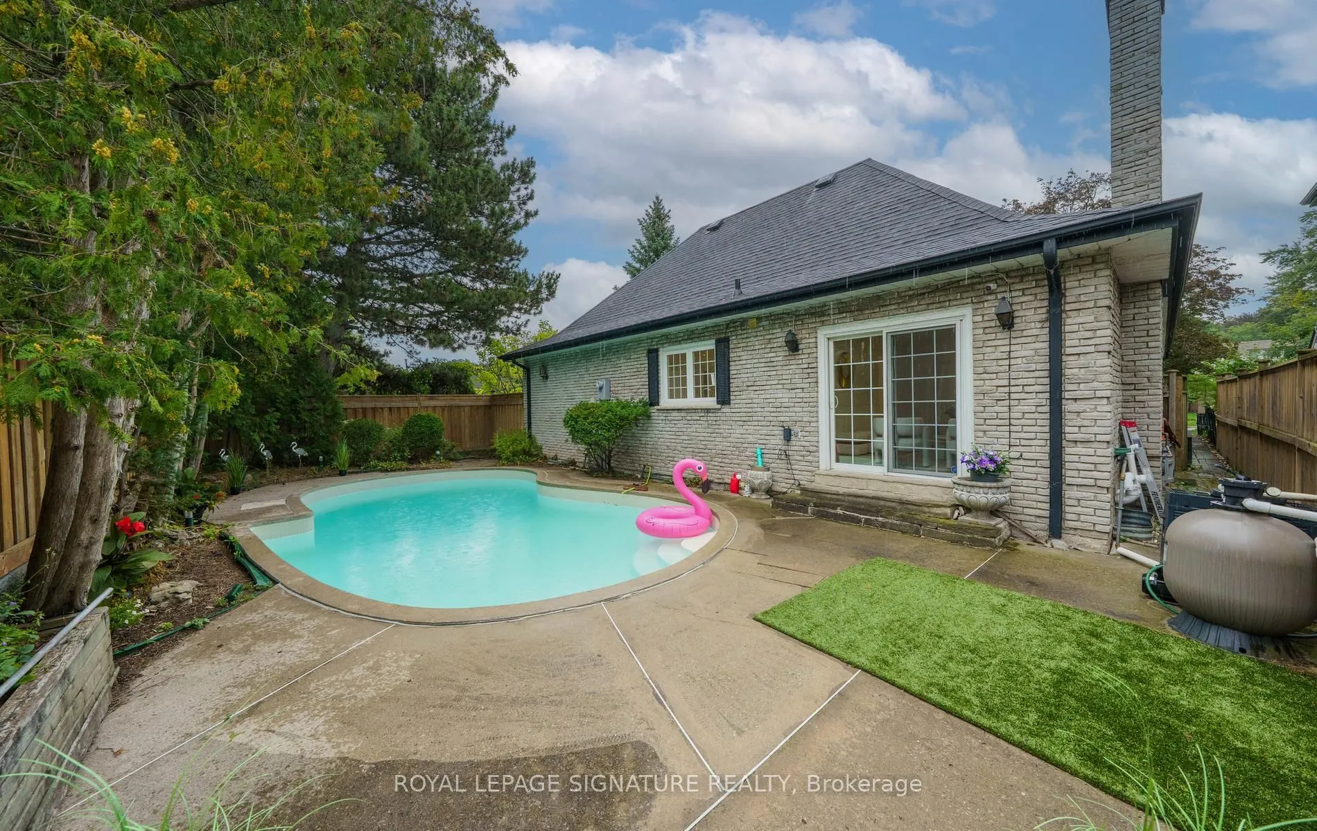 46 Caravan Drive