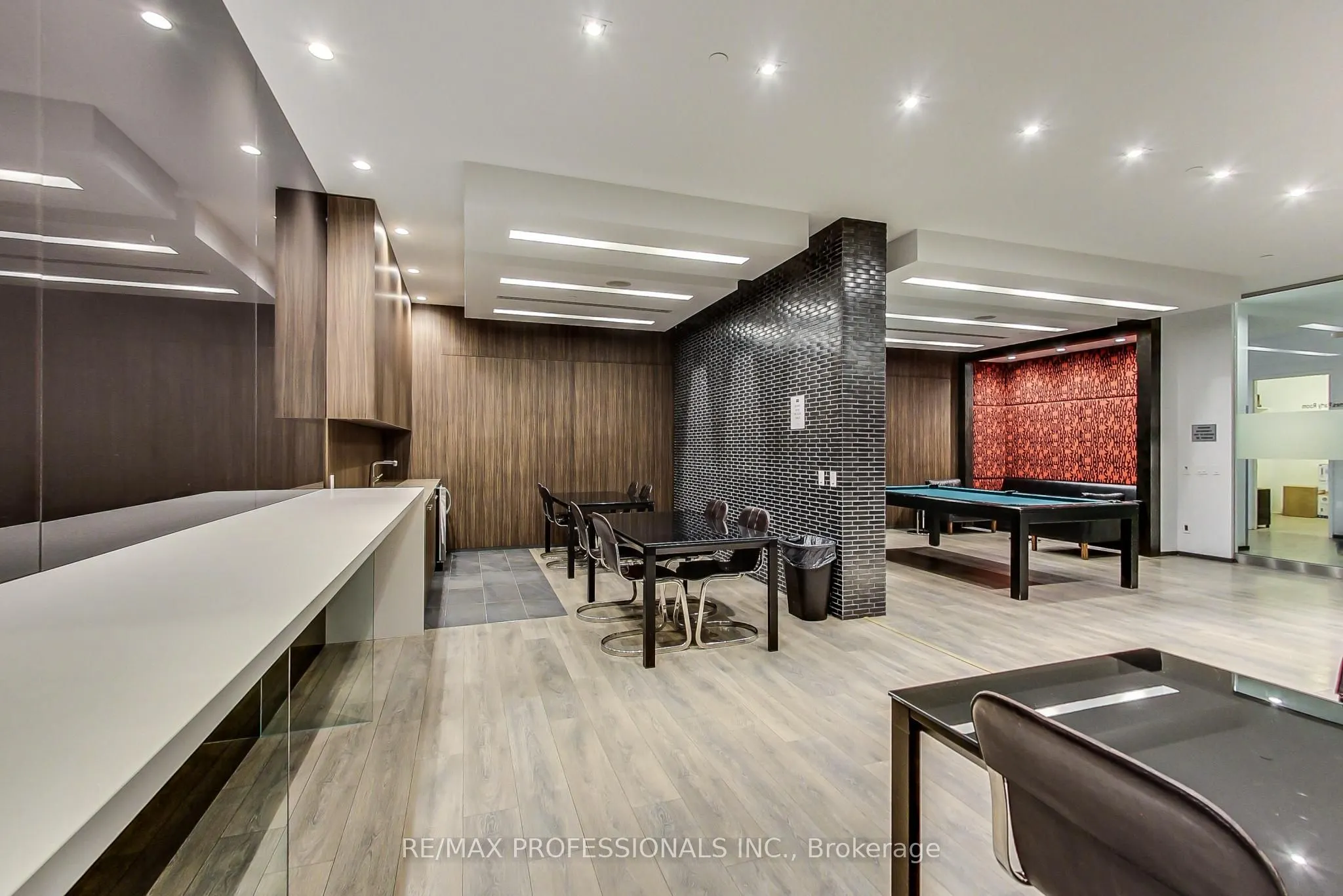 1030 King Street W #912