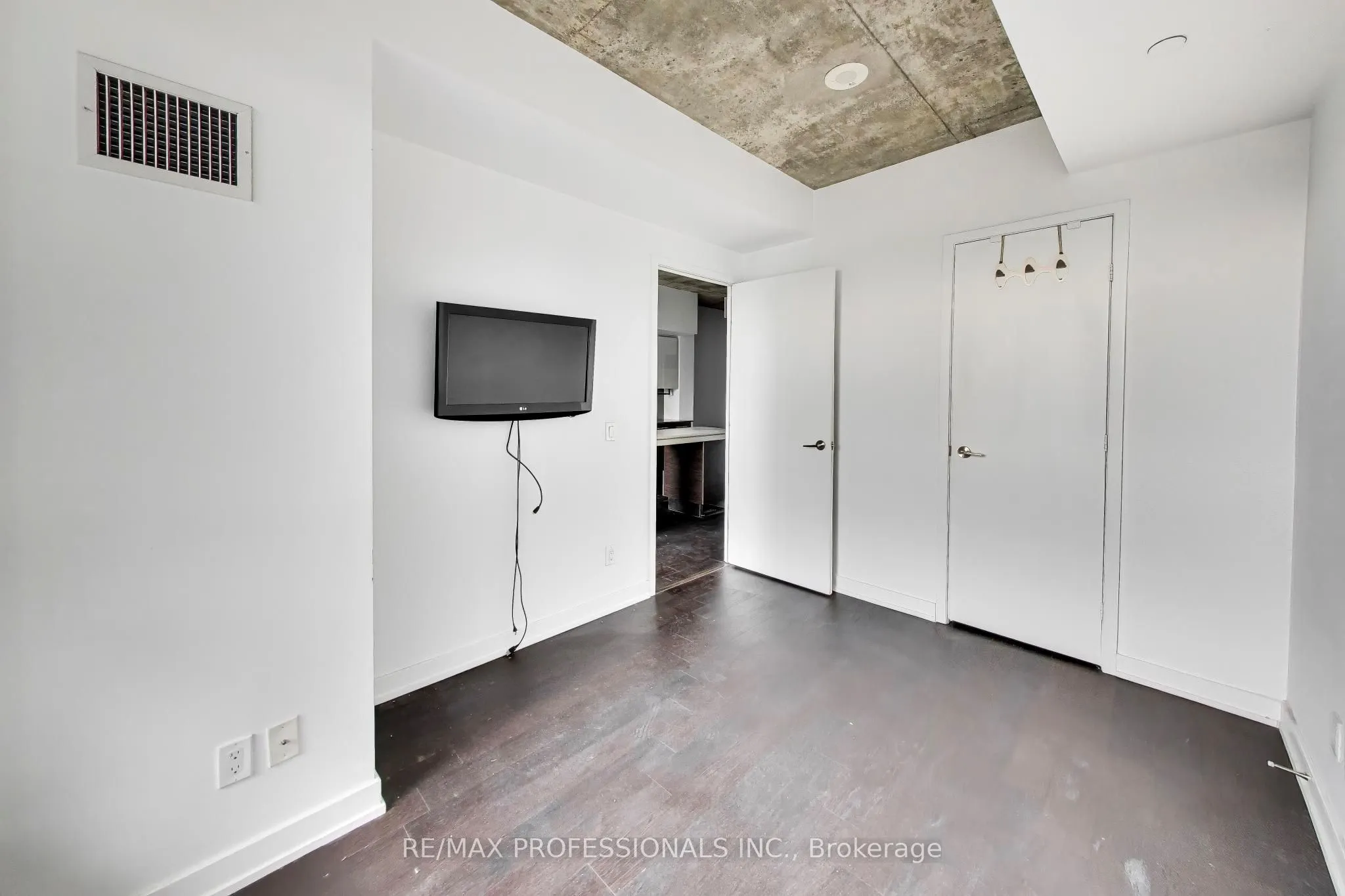 1030 King Street W #912