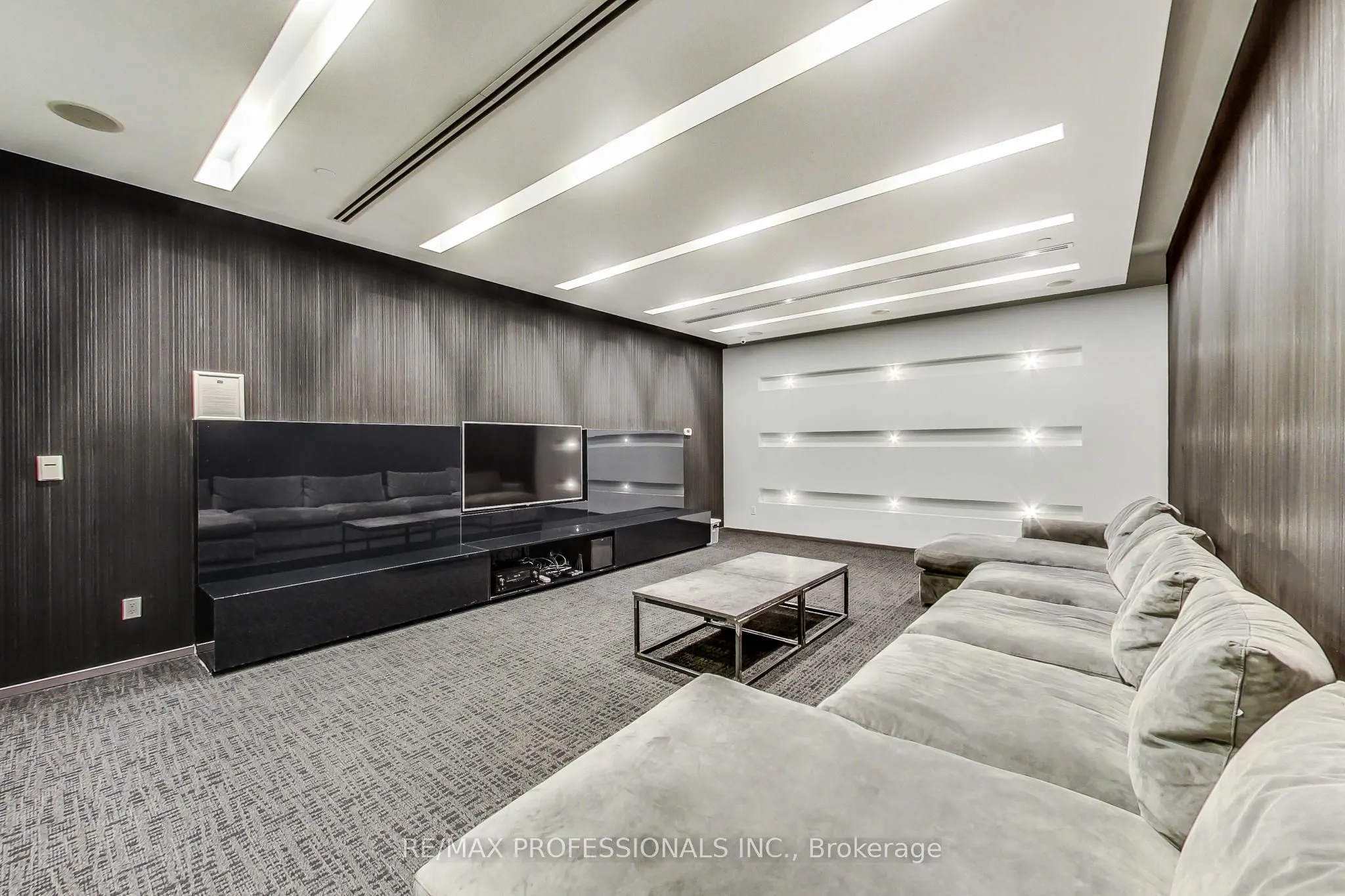 1030 King Street W #912