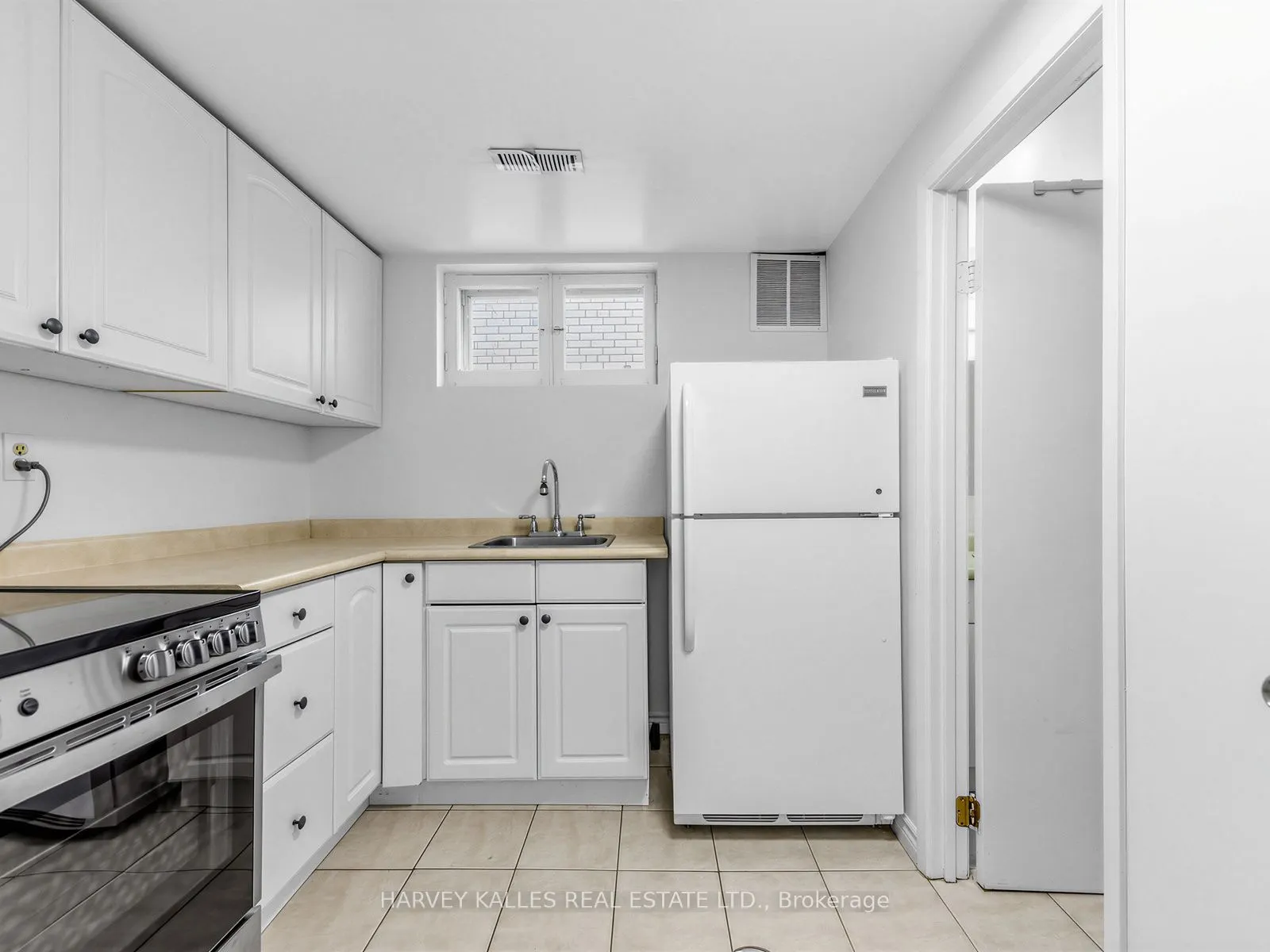 16 Terrydale Drive #Basement