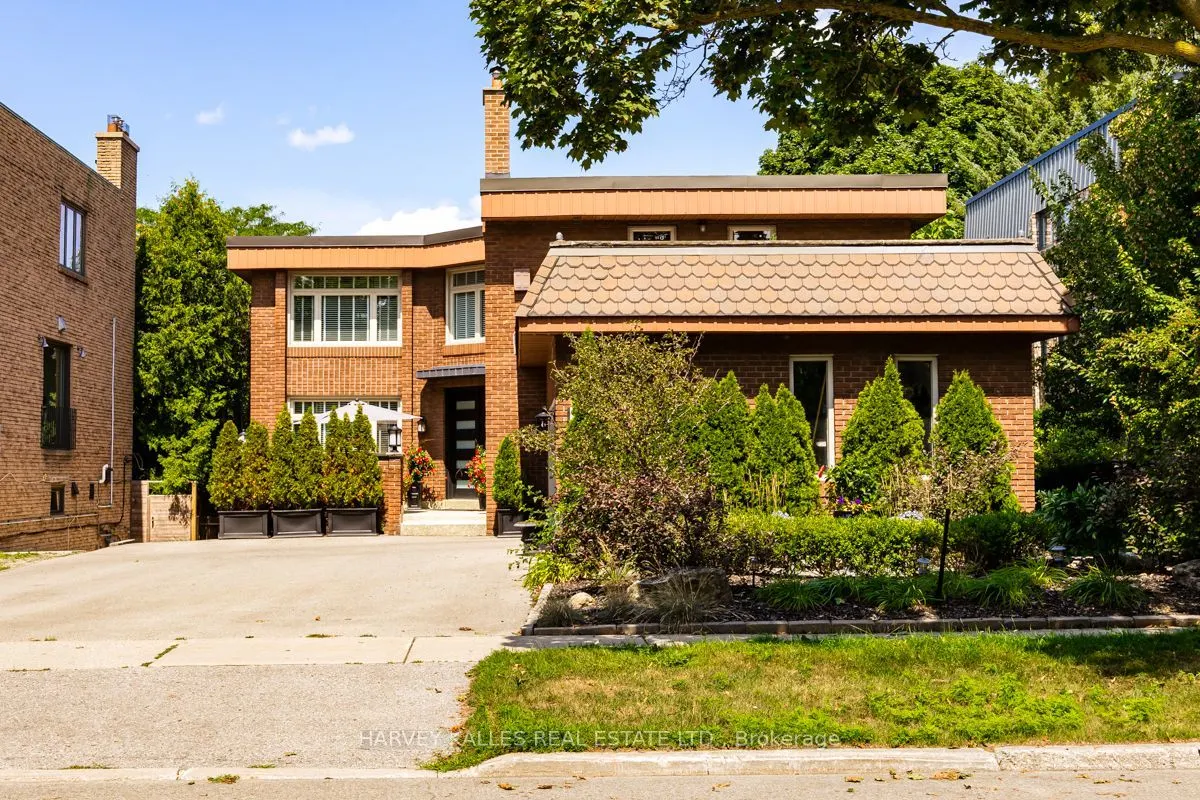 92 Prue Avenue