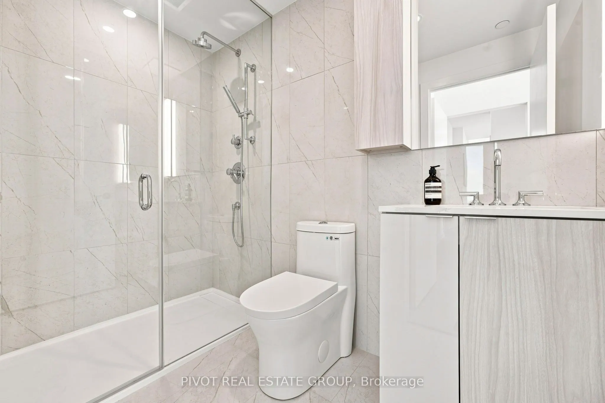 15 Mercer Street #4502