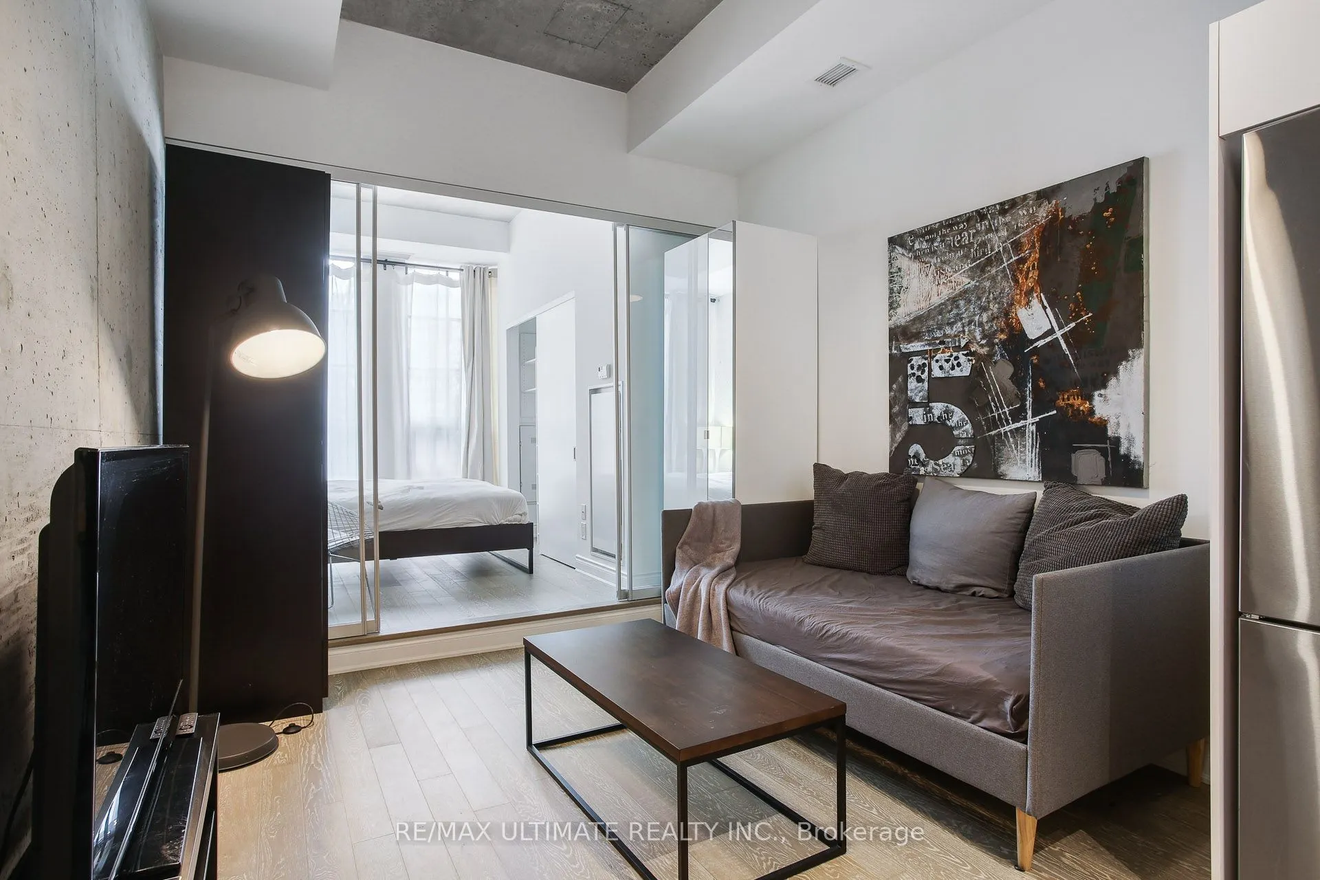 608 Richmond Street W #210