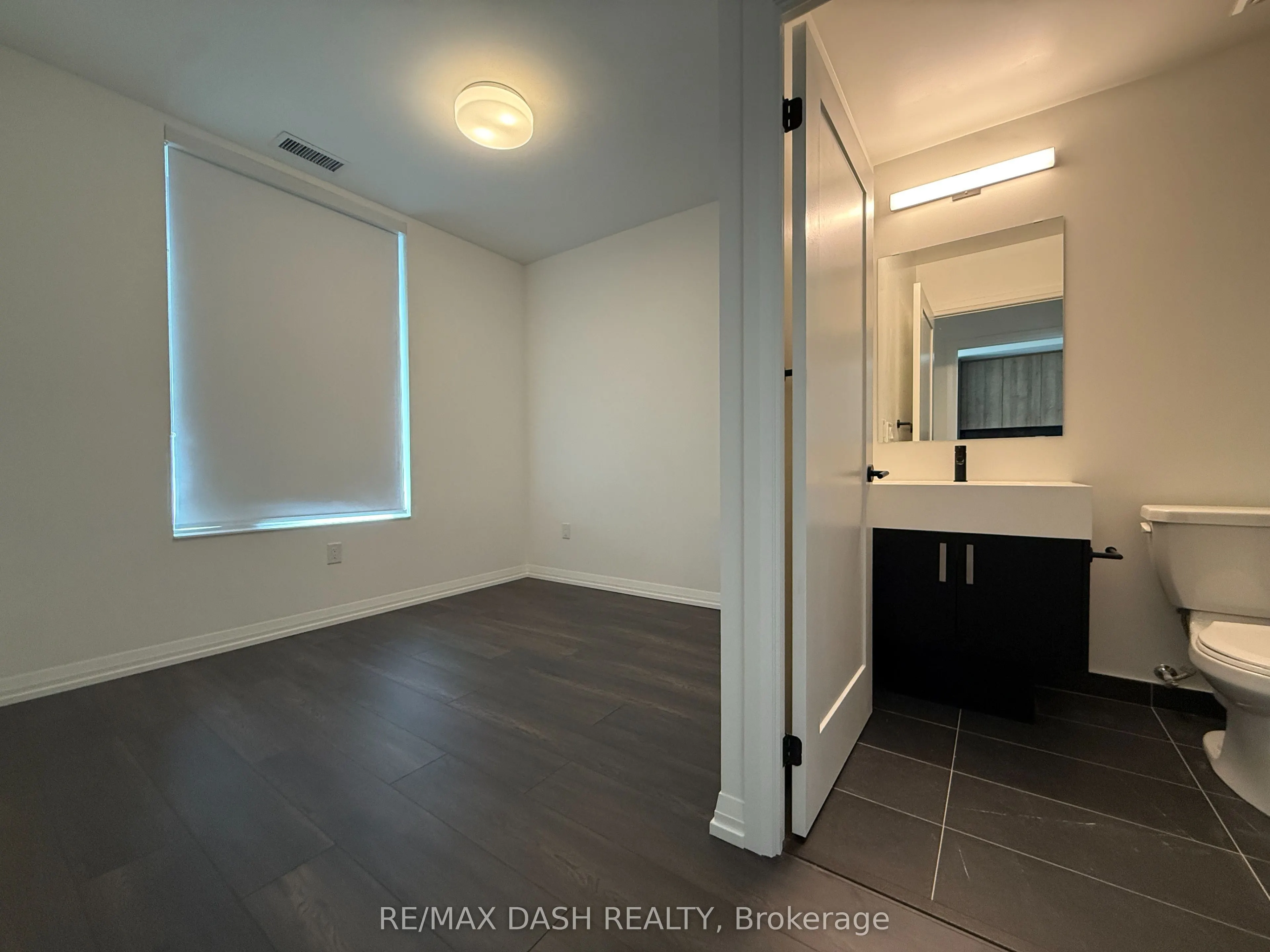 280 Dundas Street S #410