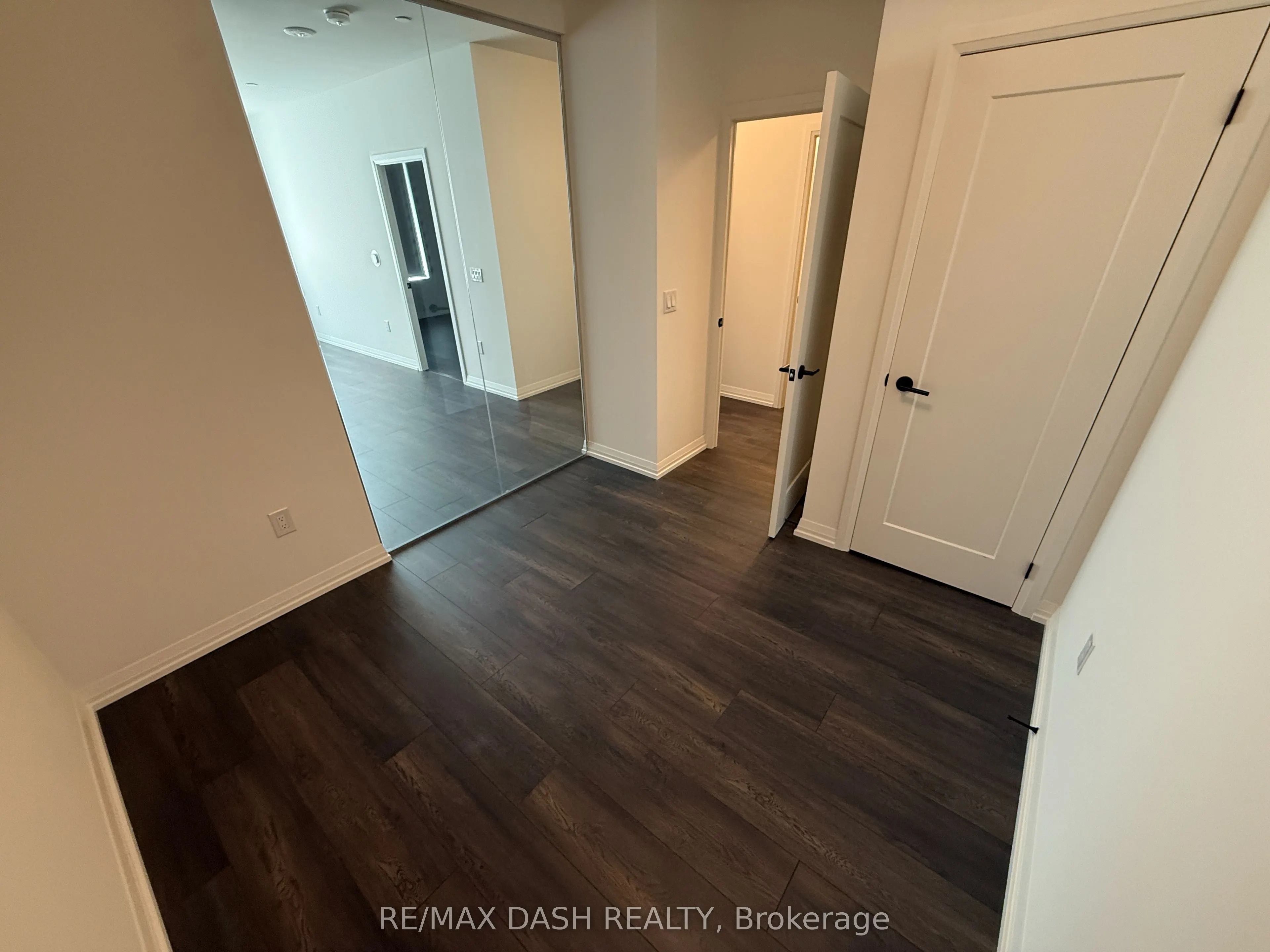 280 Dundas Street S #410