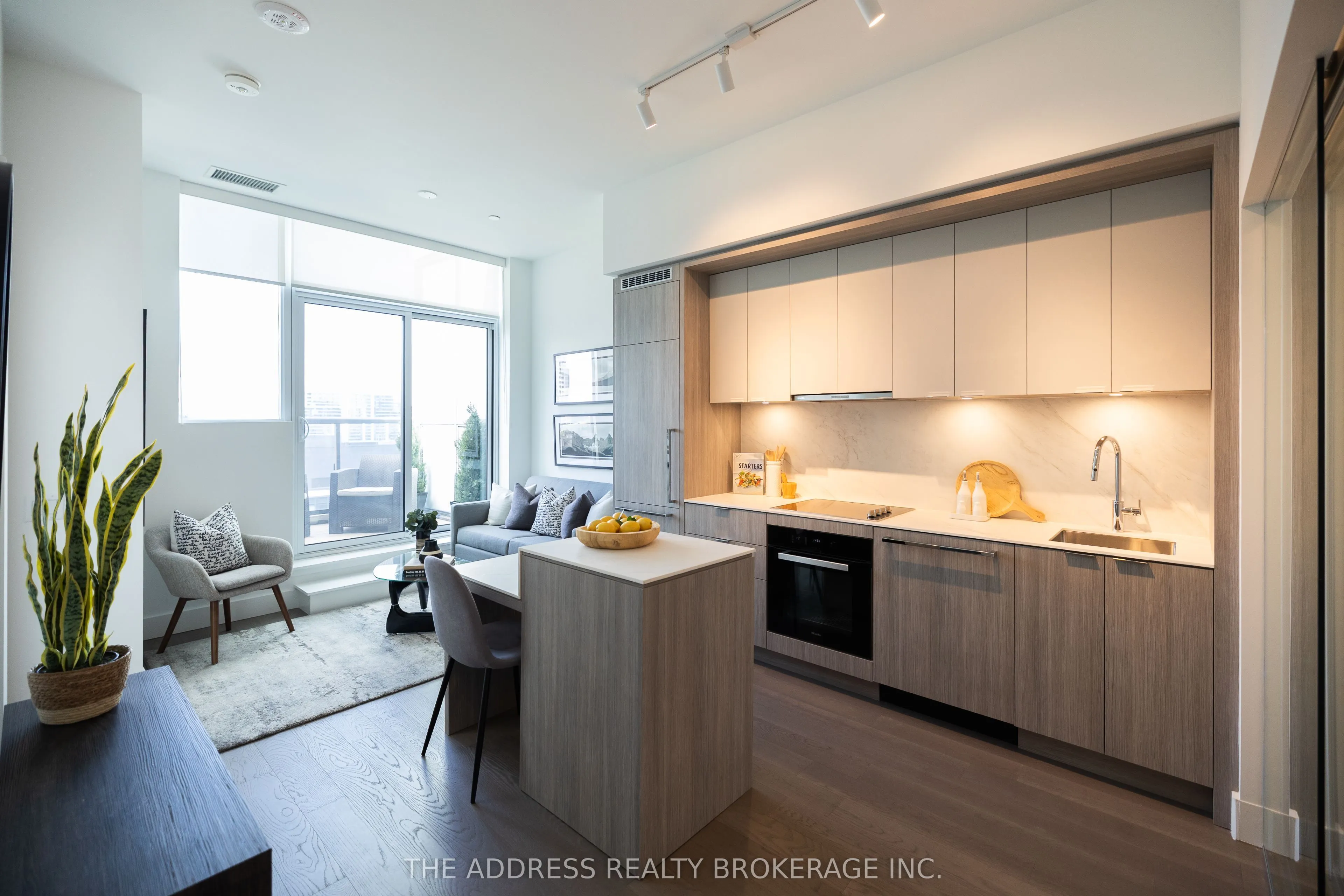 6 Greenbriar Road #1104