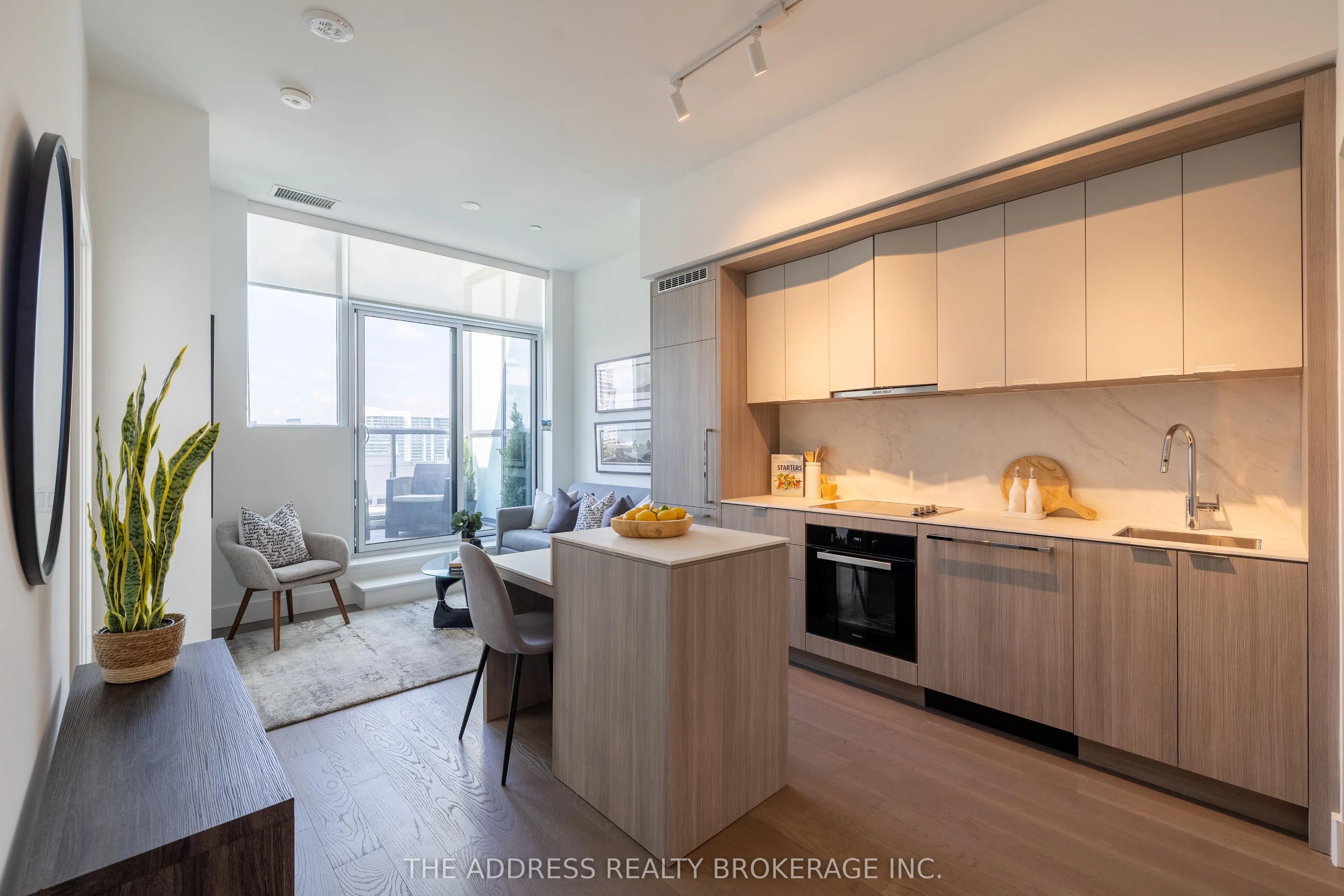 6 Greenbriar Road #1104