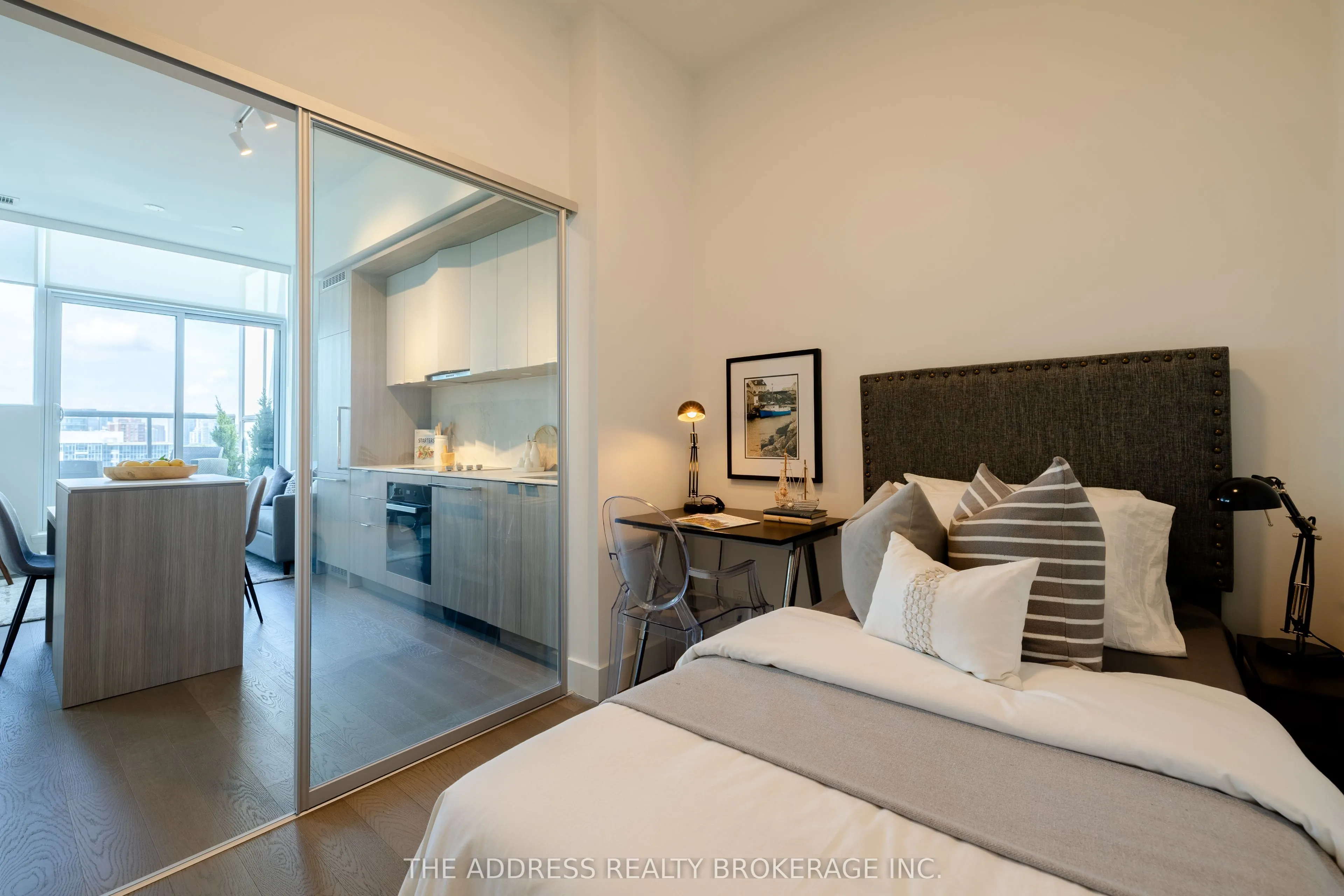 6 Greenbriar Road #1104