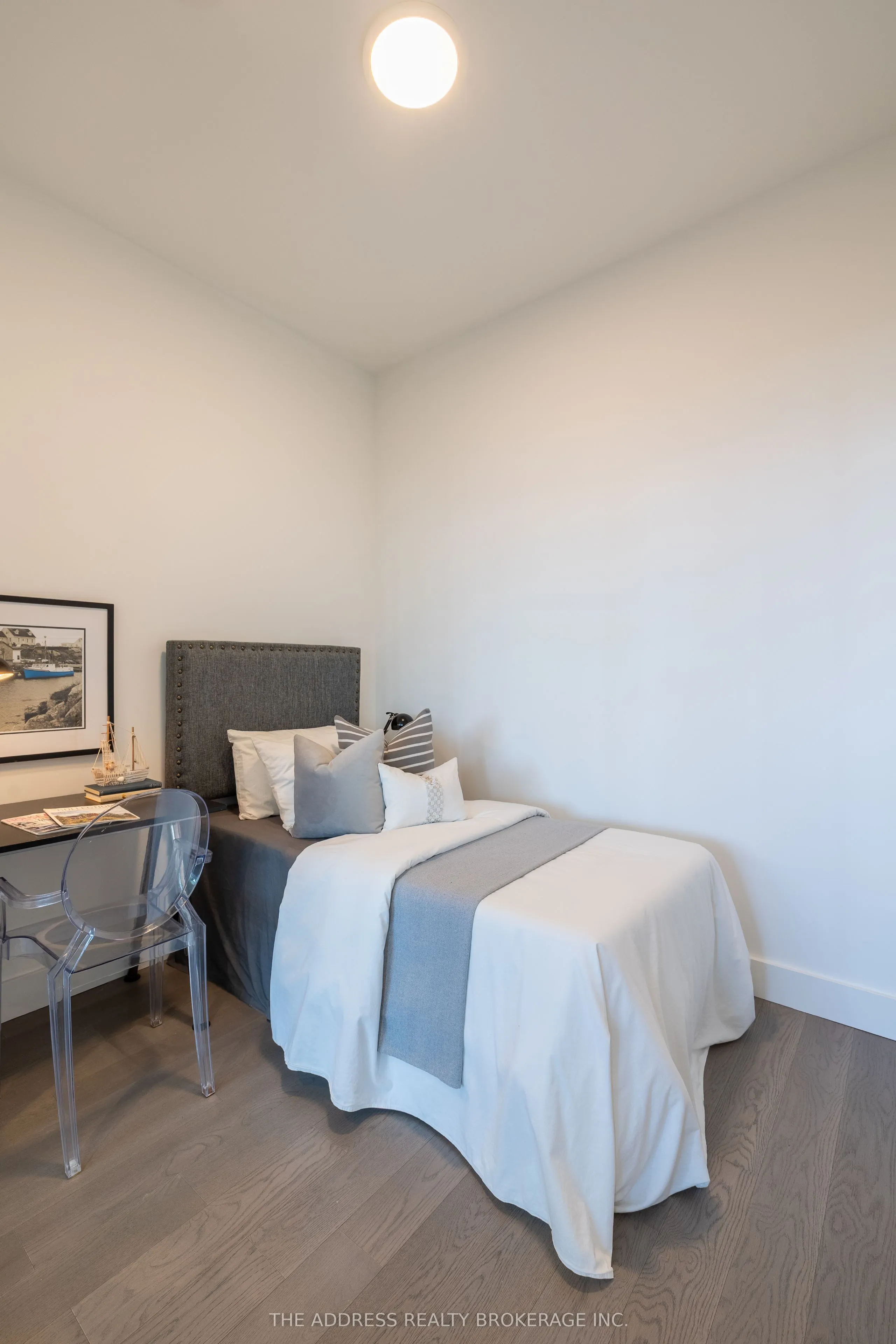 6 Greenbriar Road #1104