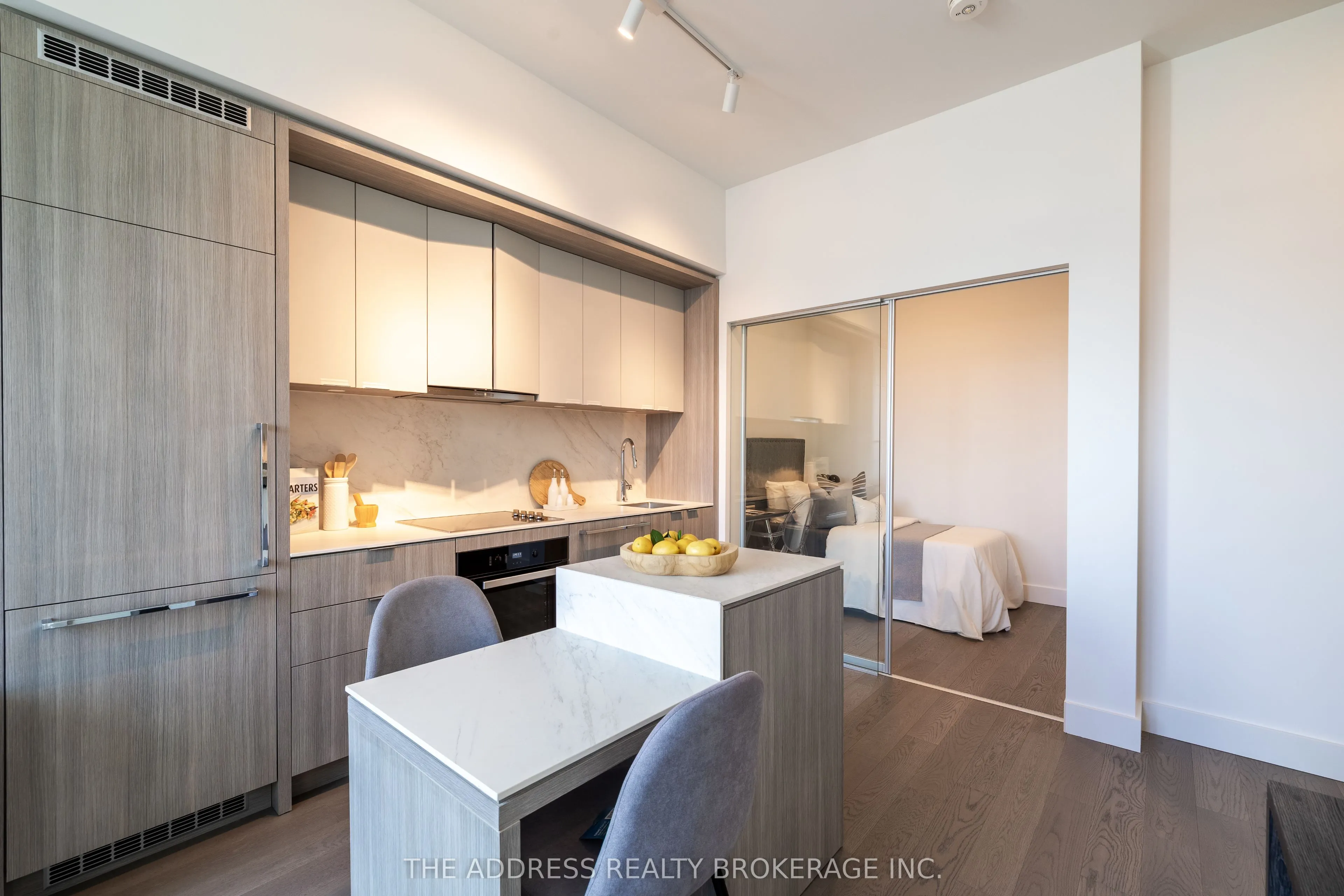 6 Greenbriar Road #1104